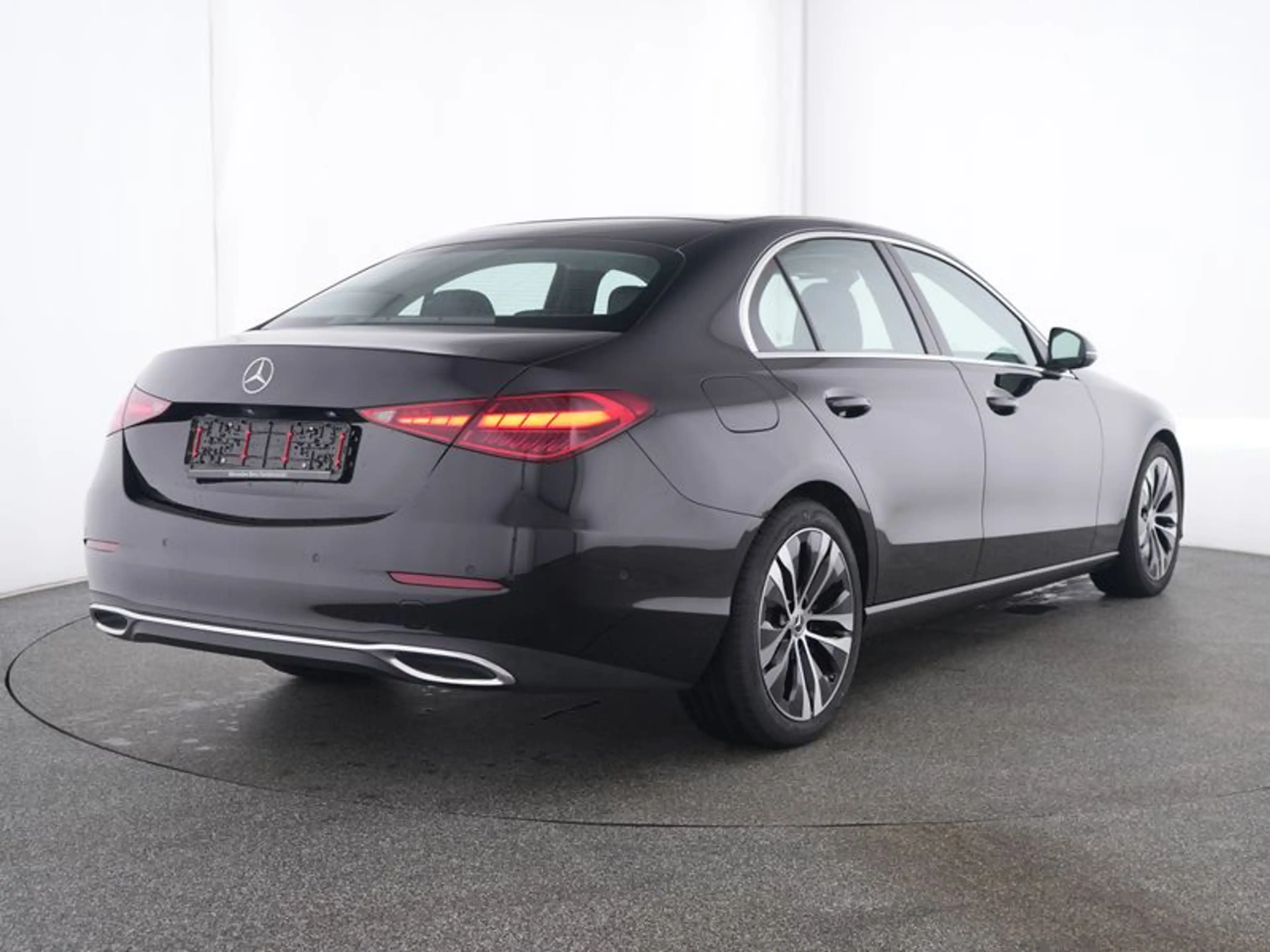Mercedes-Benz C 200 d AVANTGARDE|AMBIENTE|MBUX|SHZ|KAM|KEYL|LM — photo 3