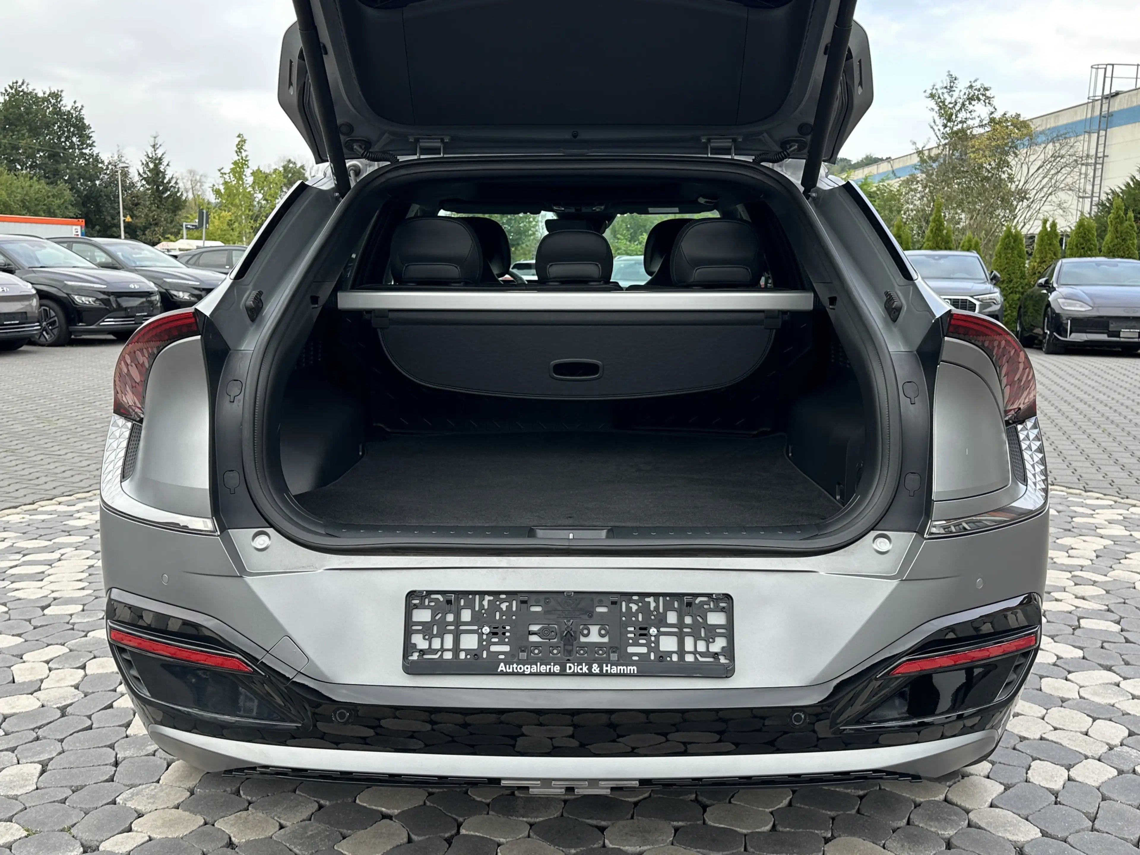 Kia EV6 GT-Line 4WD LED PANO HUD MEMO 360° 77KWh 20 — photo 30