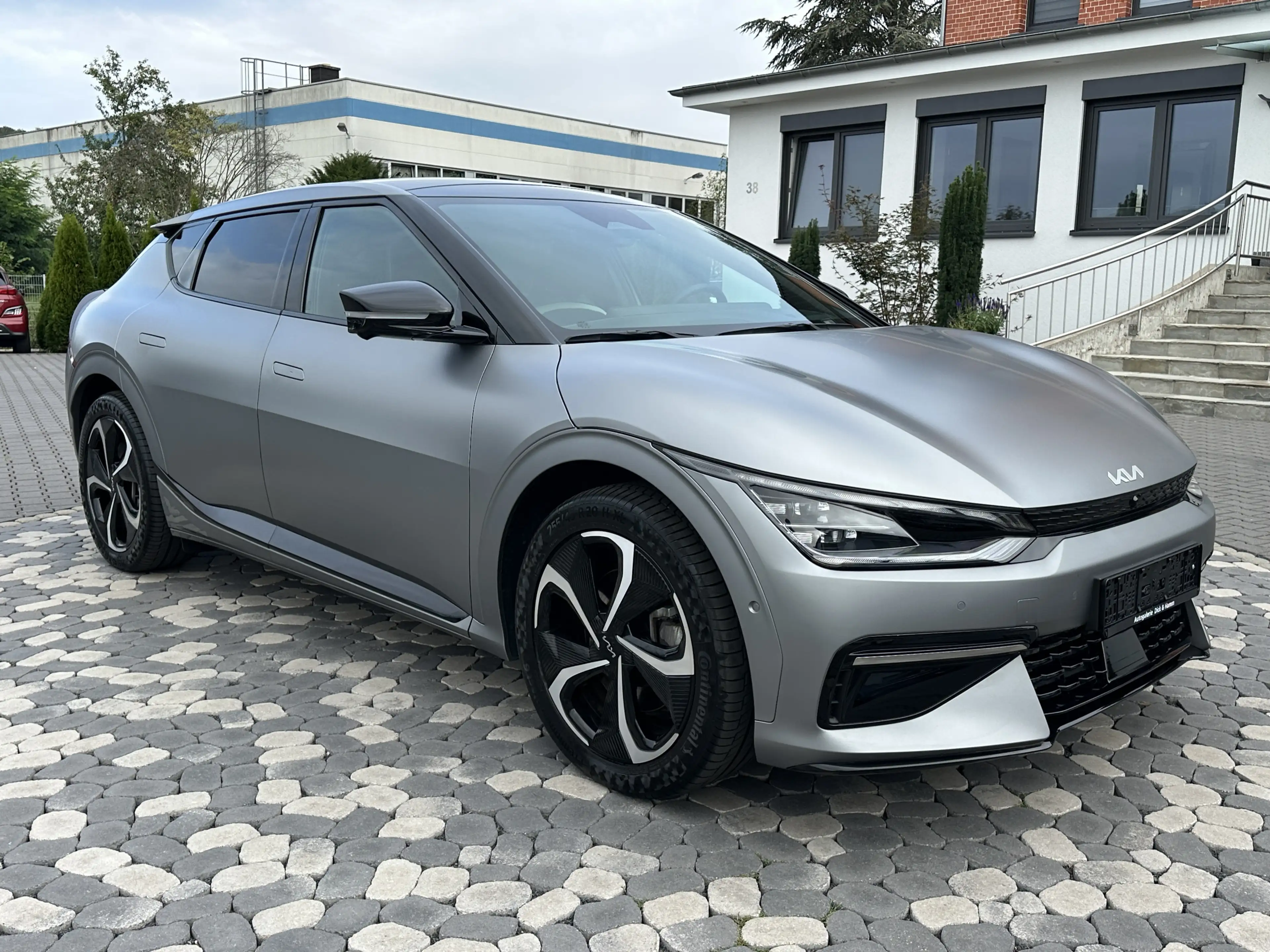 Kia EV6 GT-Line 4WD LED PANO HUD MEMO 360° 77KWh 20 — photo 2