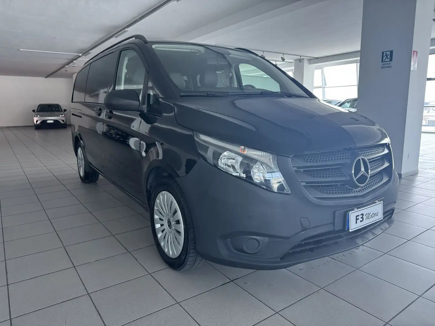 Mercedes-Benz Vito 2.0 116 CDI PC-SL Tourer Pro Long Nero - 2