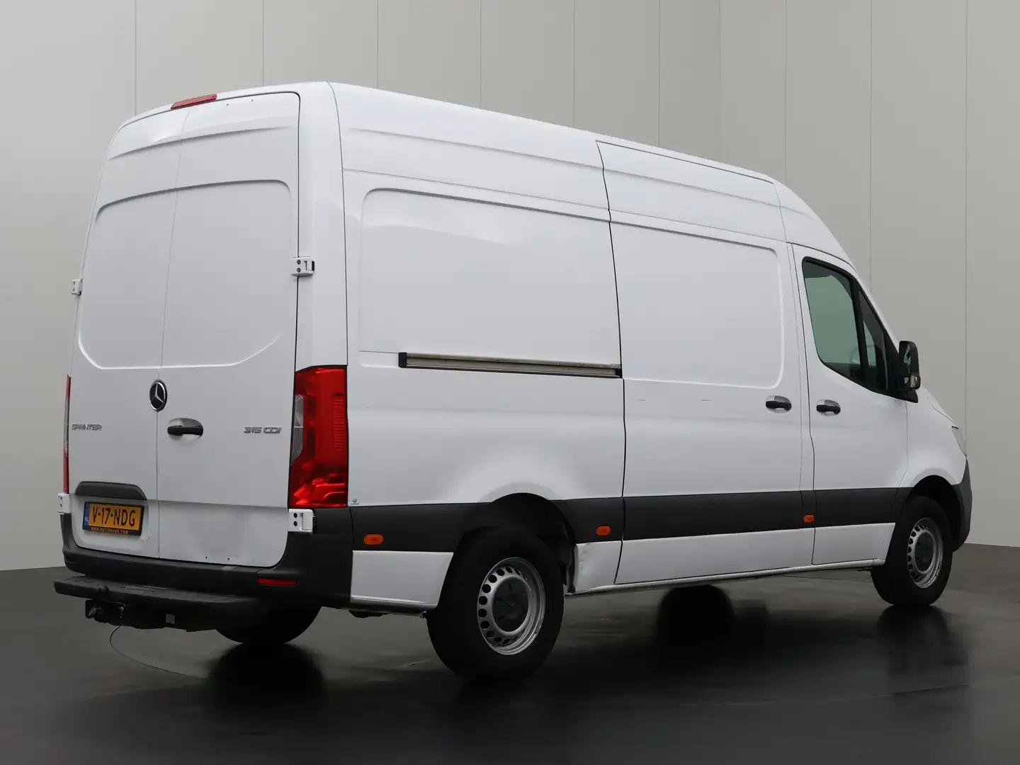 Mercedes-Benz Sprinter 315CDI L2H2 Mbux Touchscreen | Cruise | 3-Persoons Wit - 2