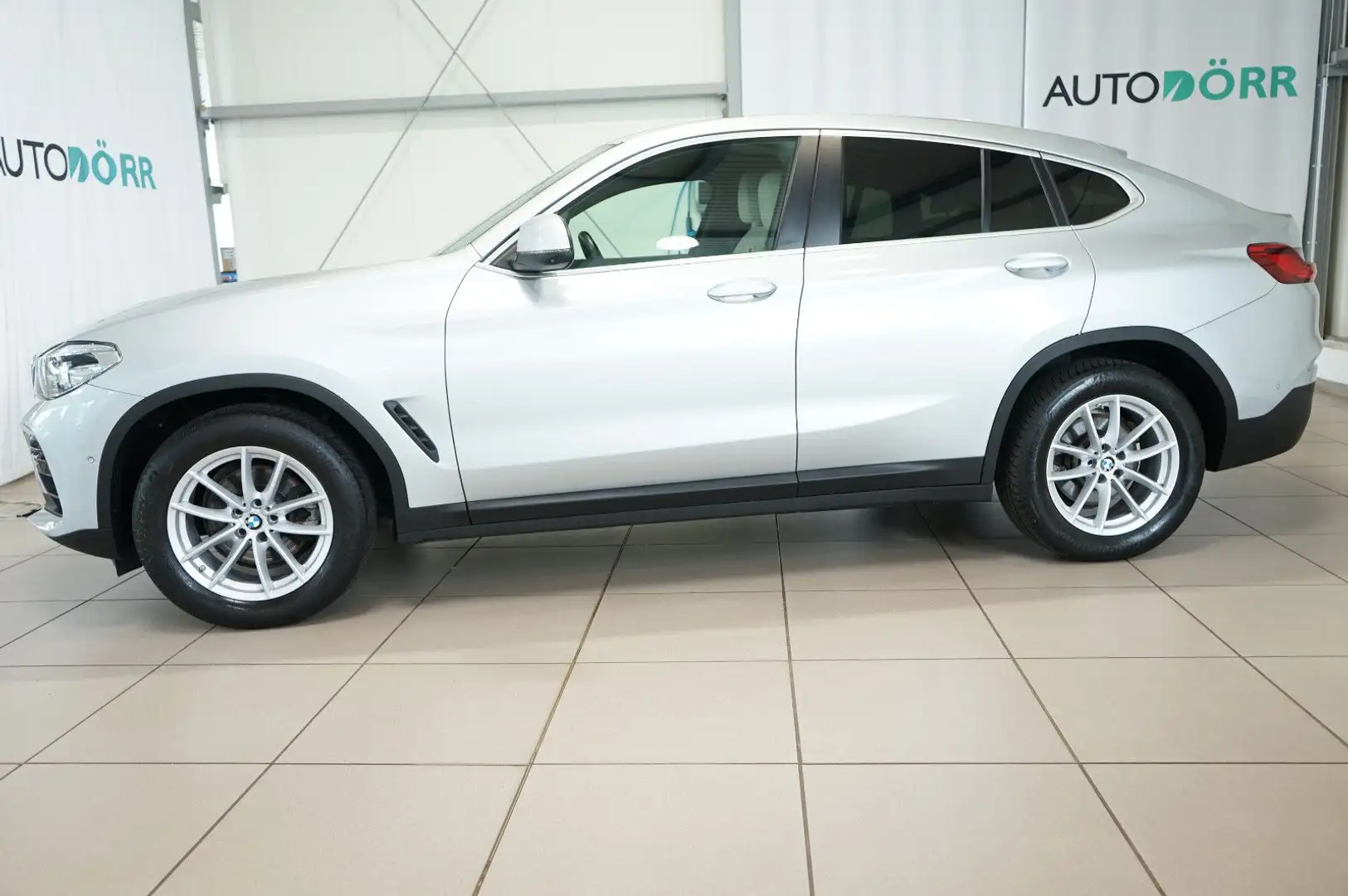 BMW X4 xDrive 20 d Advantage Pano+Leder+HUD+LED+360° Srebrny - 2