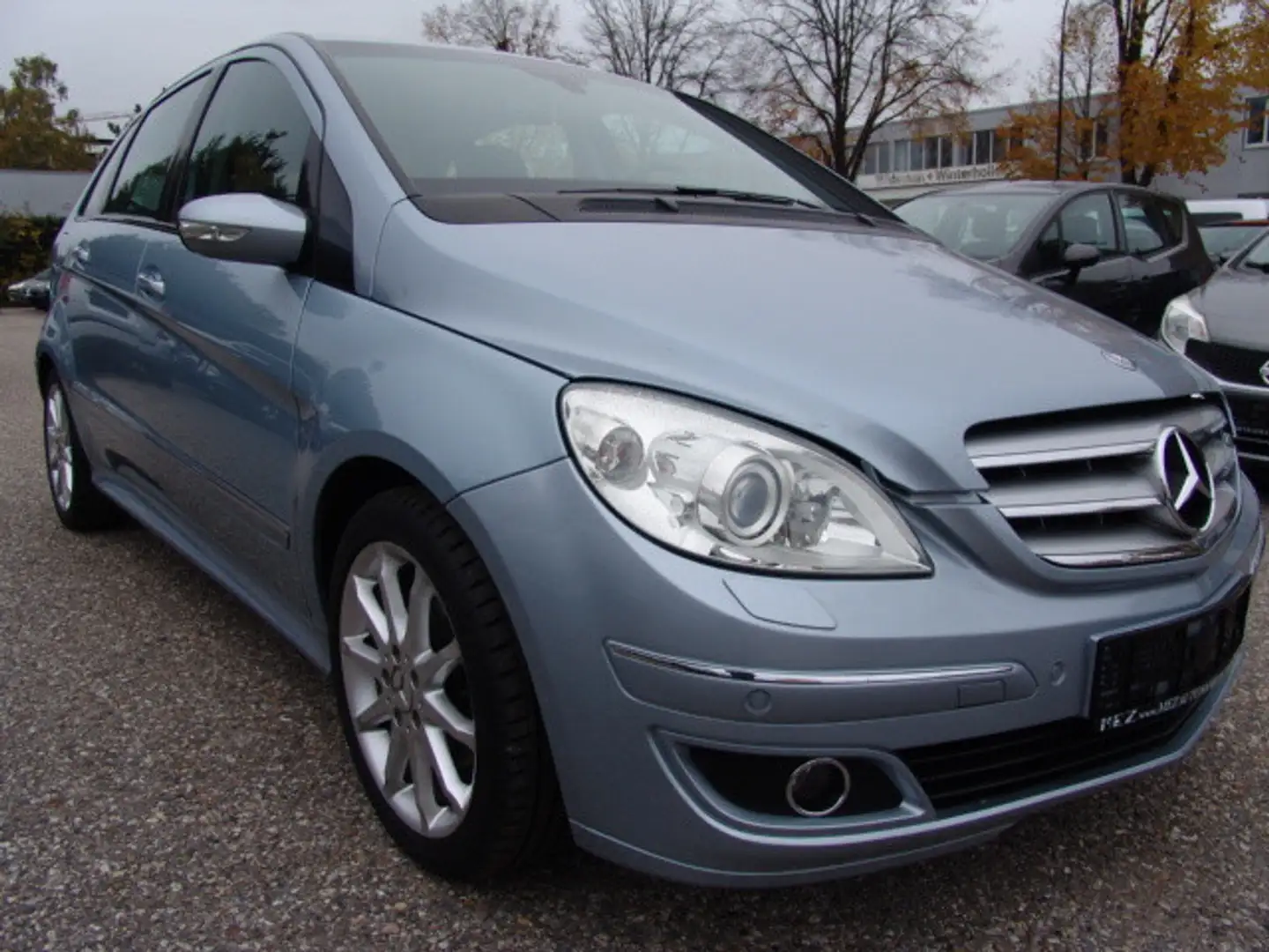 Mercedes-Benz B 200 Turbo Sport Paket Navi B Xenon Teilleder Blau - 2