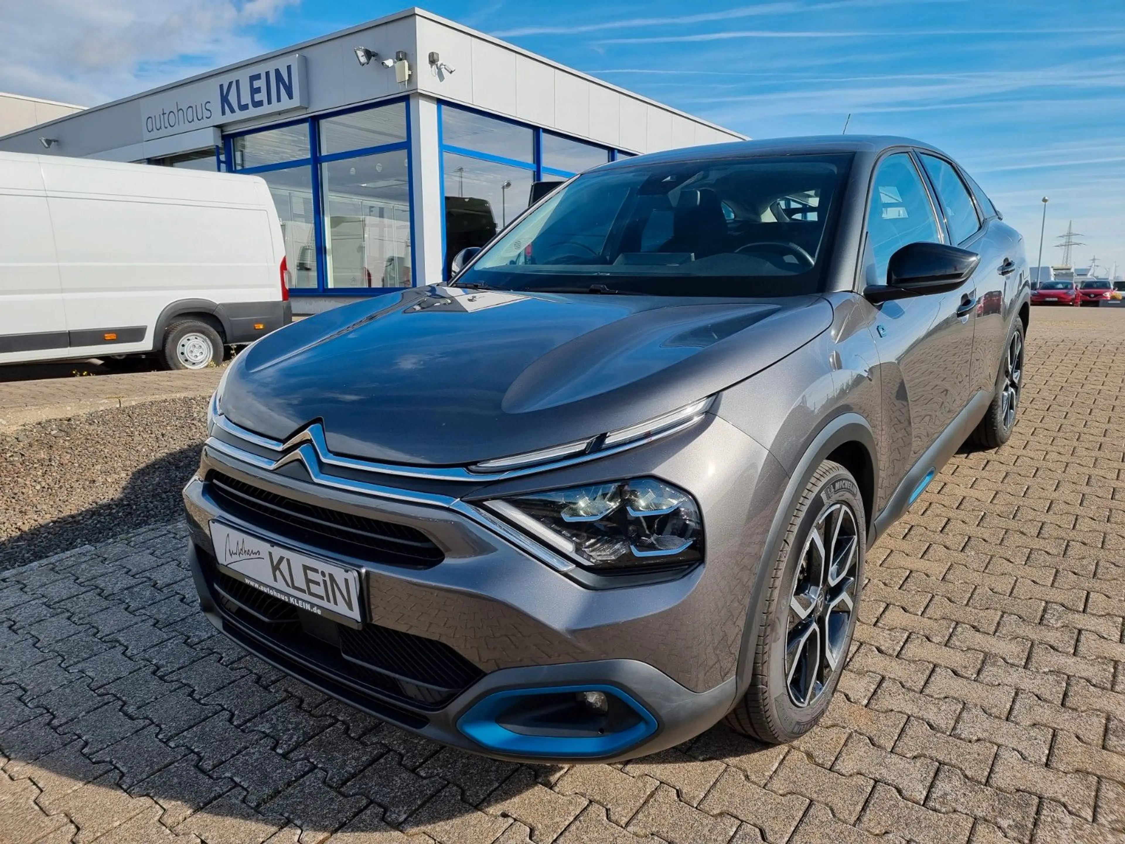 Citroen C4 e-C4 Feel Elektro *NAVI*DAB*SHZ*LHZ*PDC*KAMERA* — photo 2