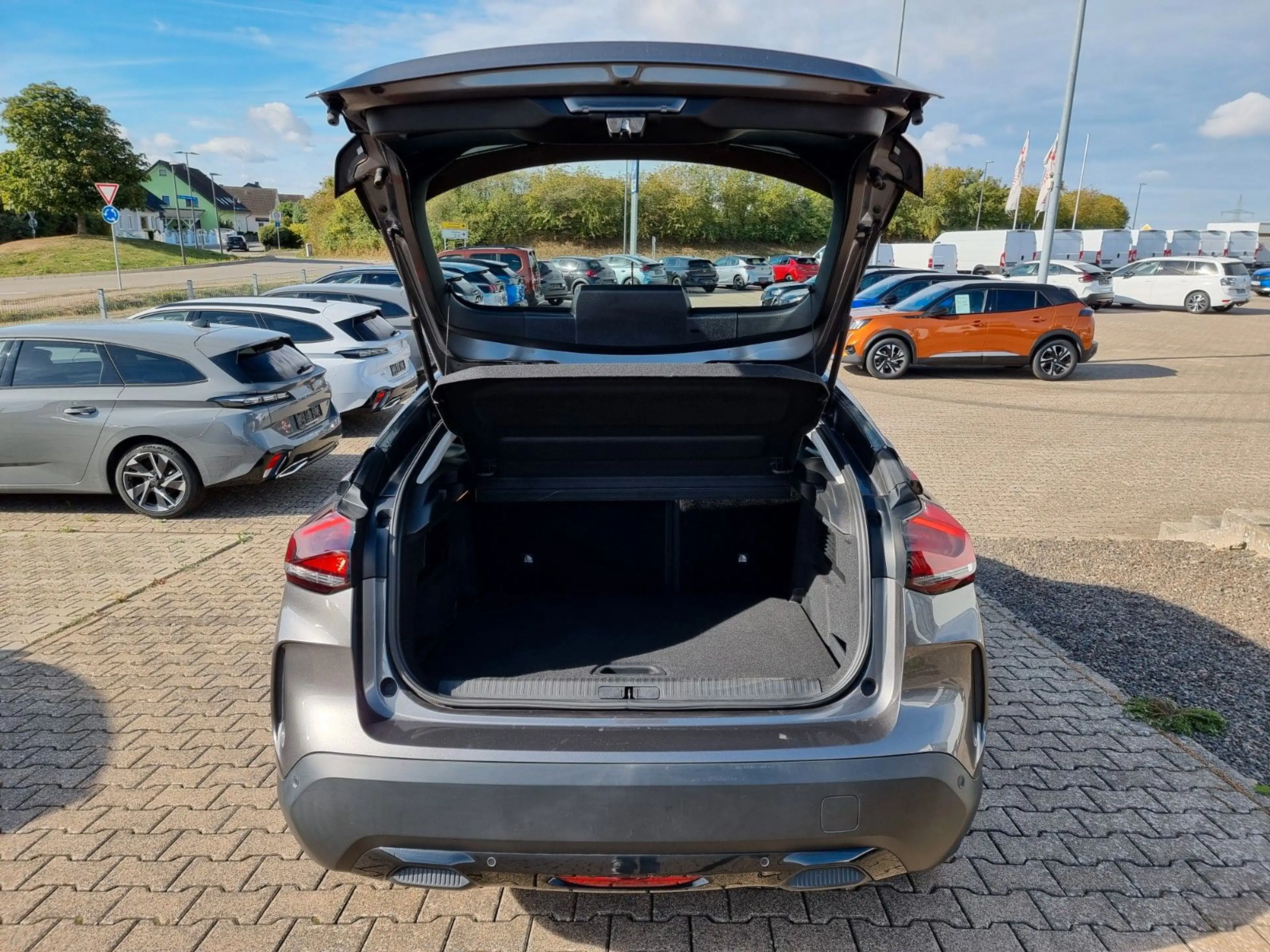 Citroen C4 e-C4 Feel Elektro *NAVI*DAB*SHZ*LHZ*PDC*KAMERA* — photo 6