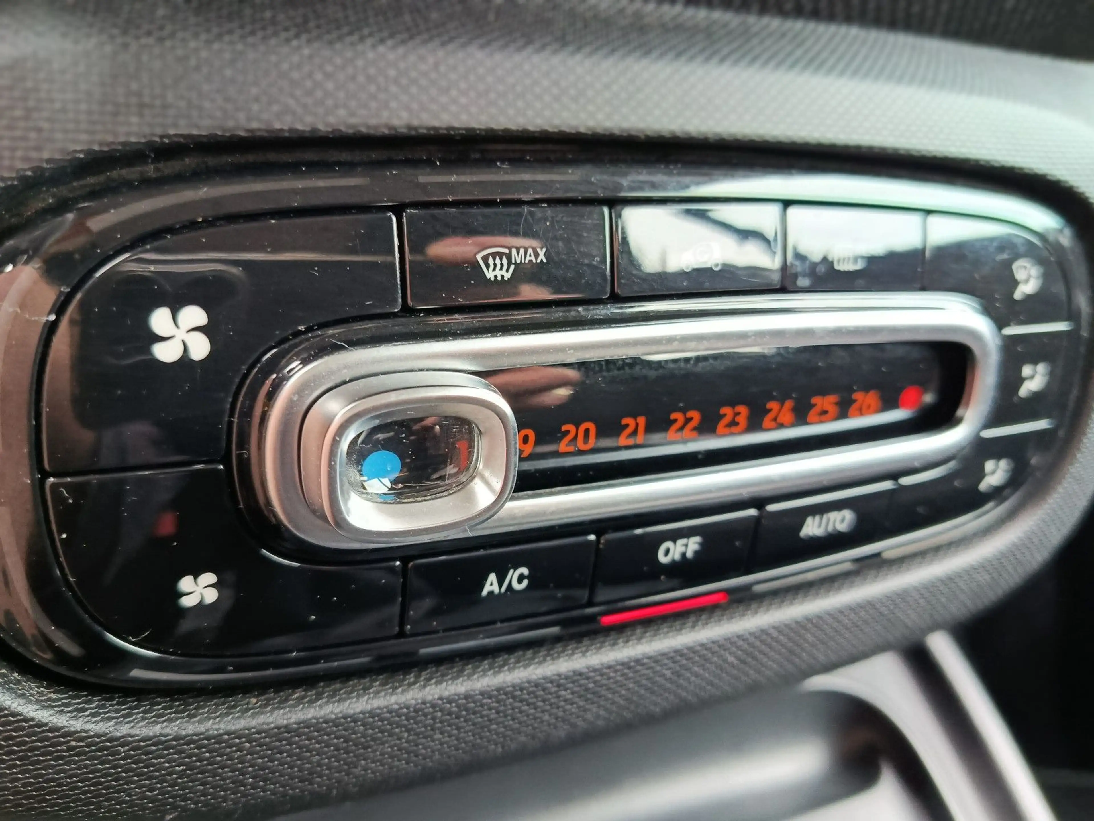 smart forTwo fortwo coupe Klimaautomatik/Alu/Sitzhzg — photo 13