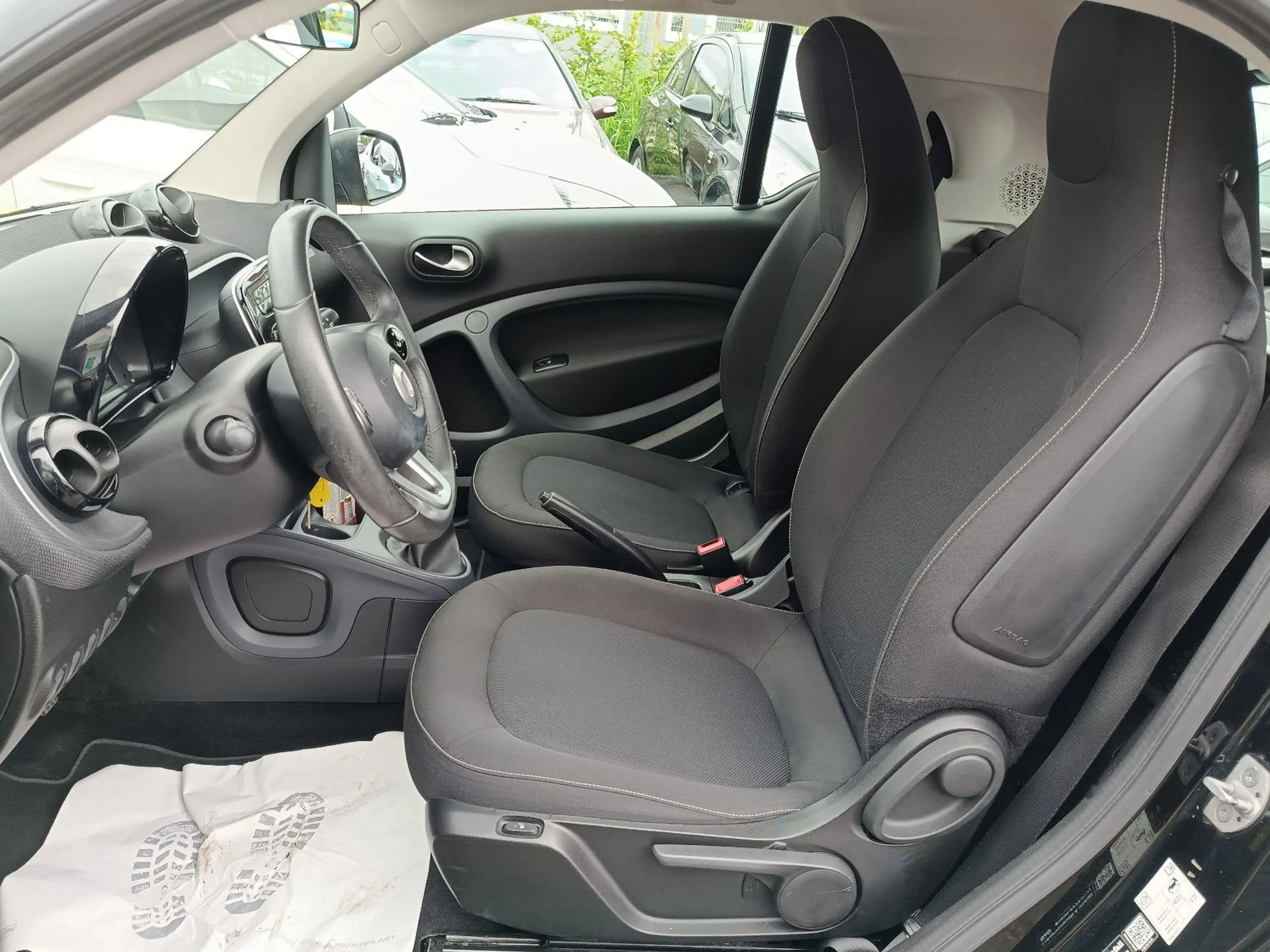 smart forTwo fortwo coupe Klimaautomatik/Alu/Sitzhzg — photo 8