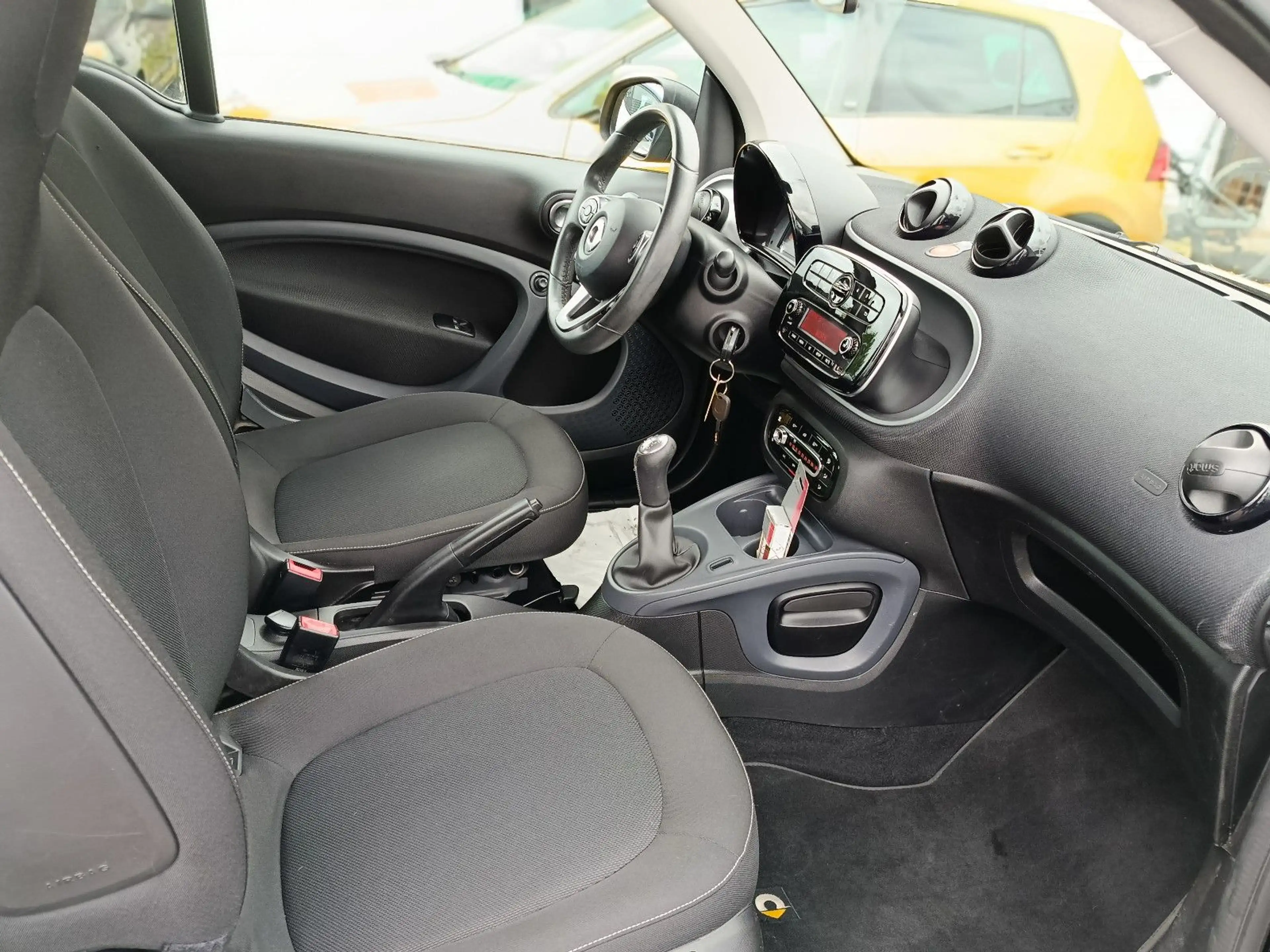 smart forTwo fortwo coupe Klimaautomatik/Alu/Sitzhzg — photo 10