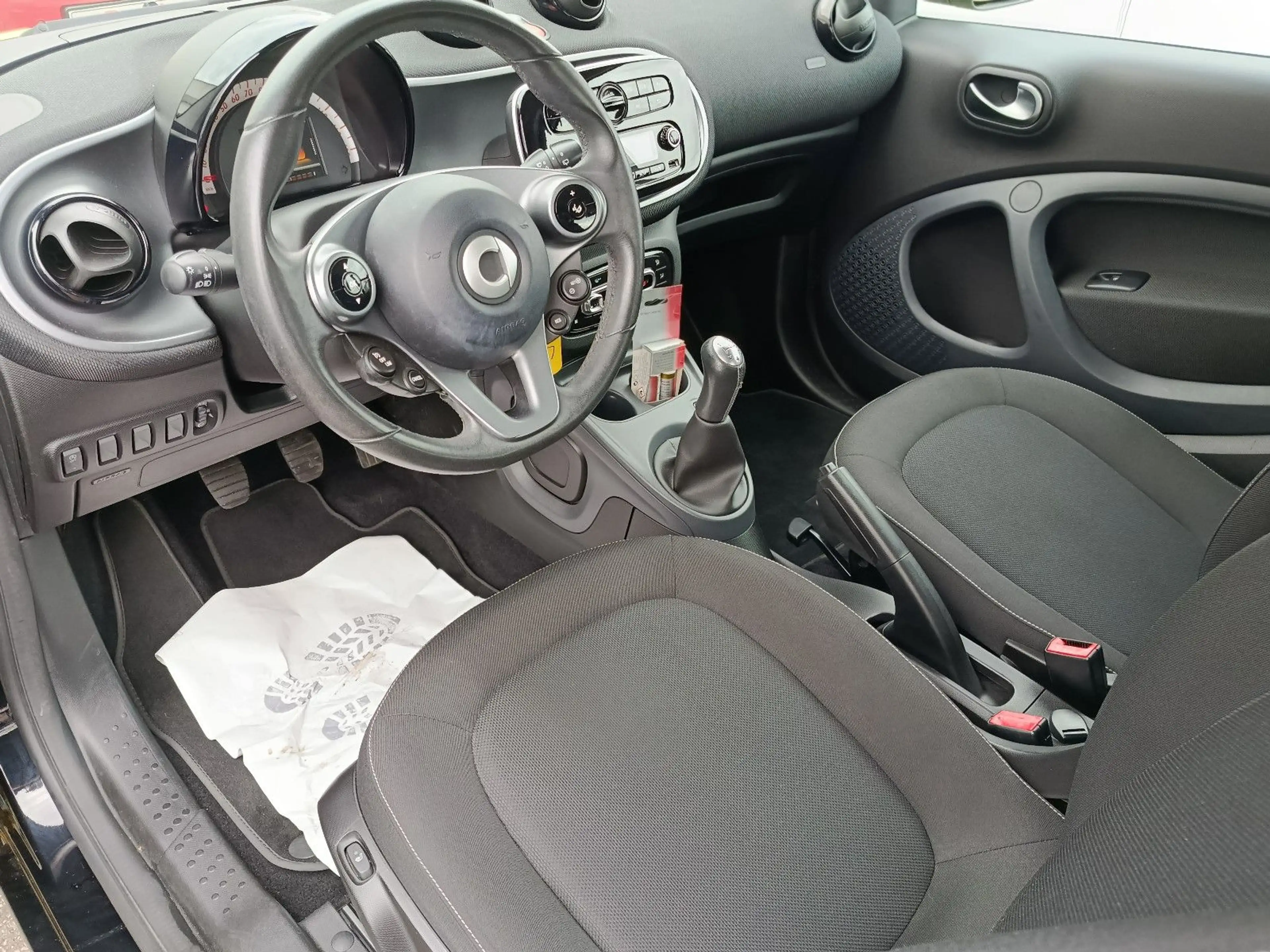 smart forTwo fortwo coupe Klimaautomatik/Alu/Sitzhzg — photo 9