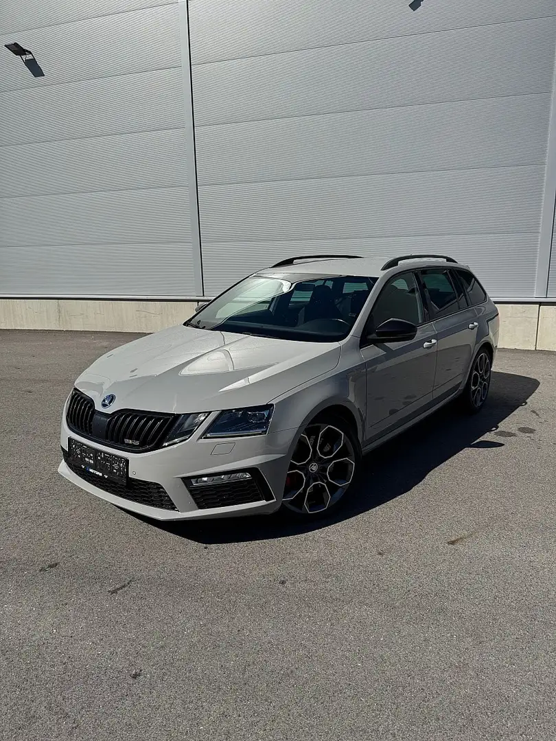 Skoda Octavia Combi RS 2,0 TSI DSG Gris - 1