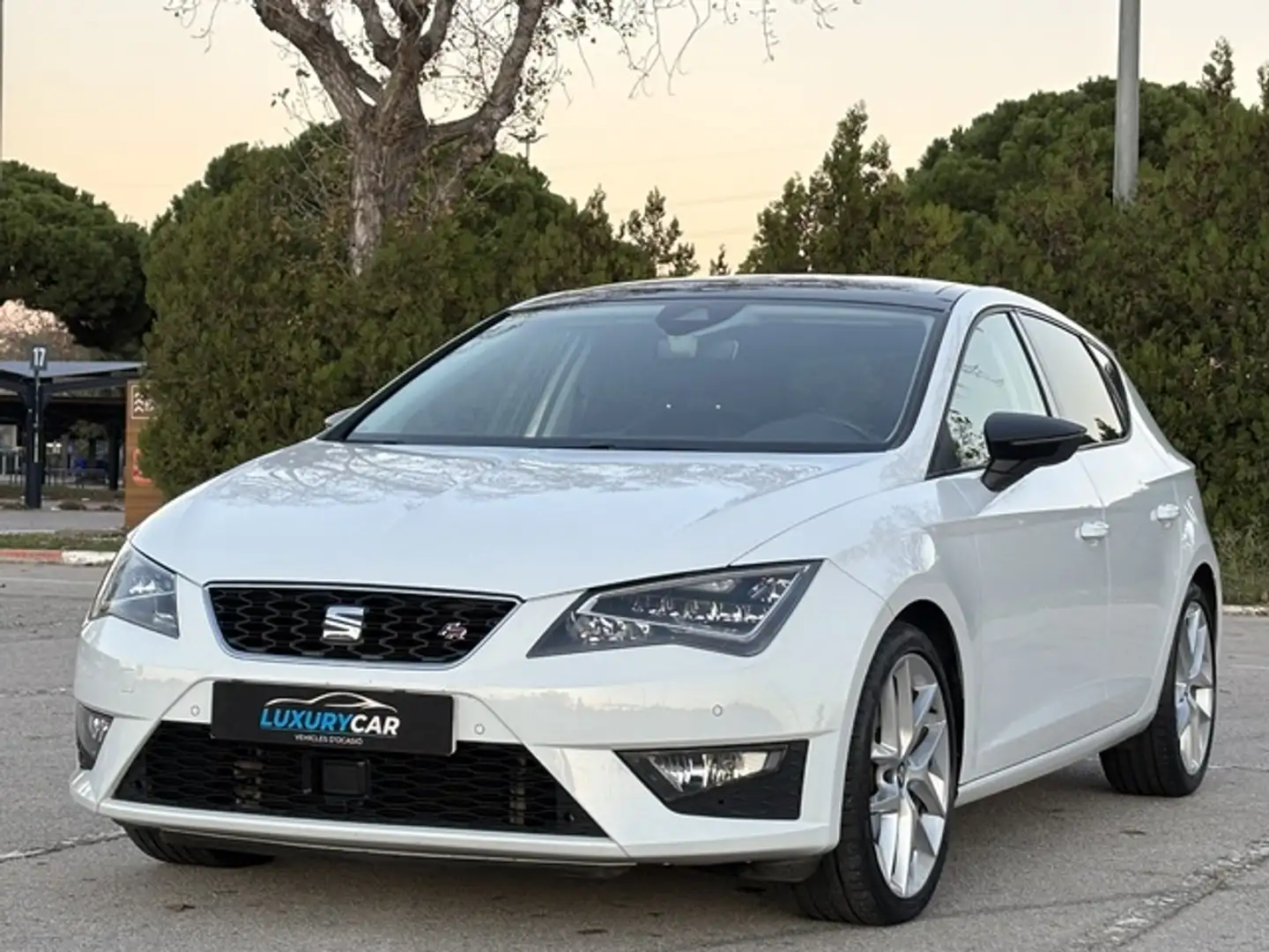 SEAT Leon 1.4 TSI ACT S&S FR 150 Blanco - 1