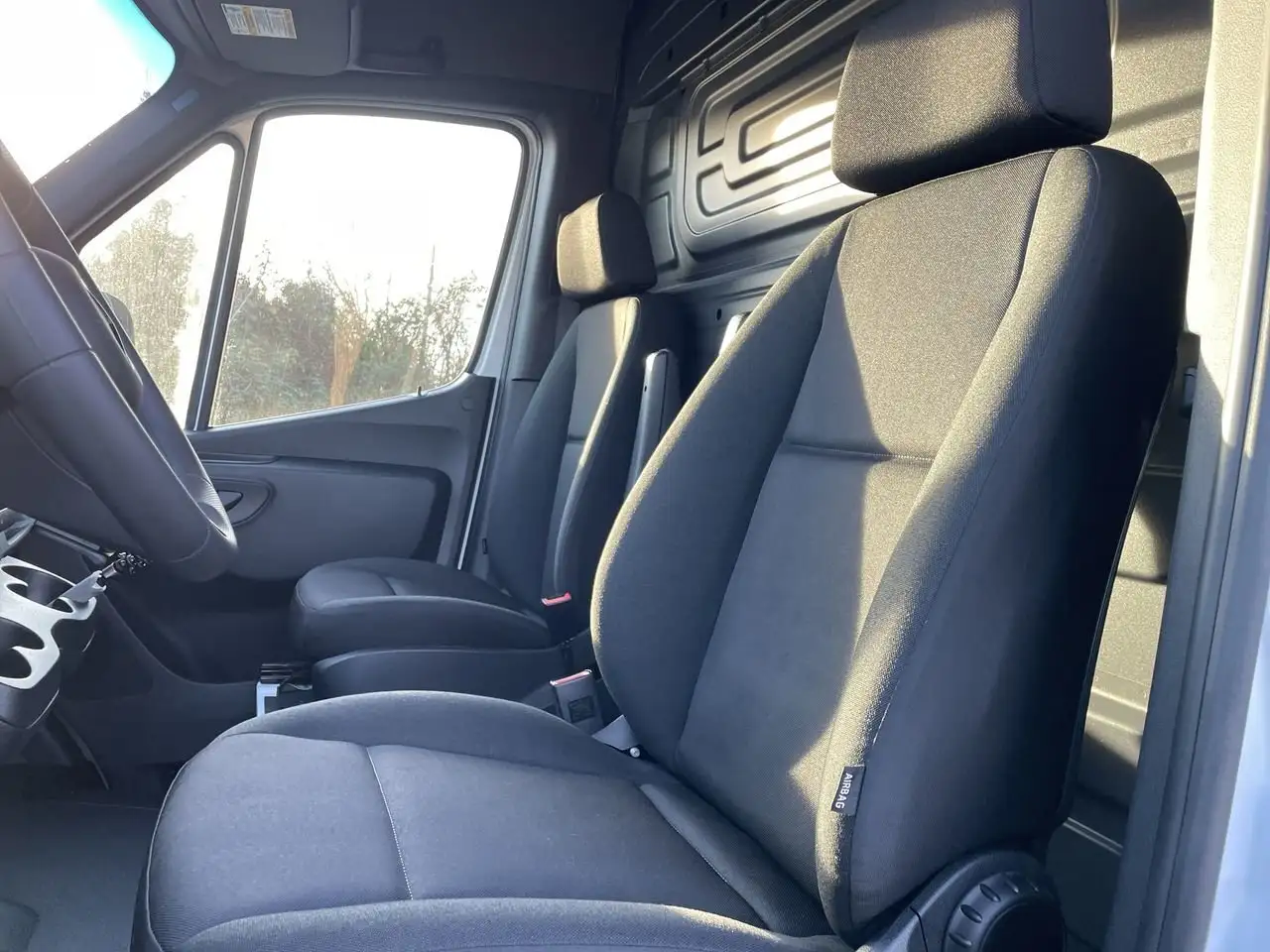 Mercedes-Benz Sprinter снимка Mercedes-Benz Sprinter