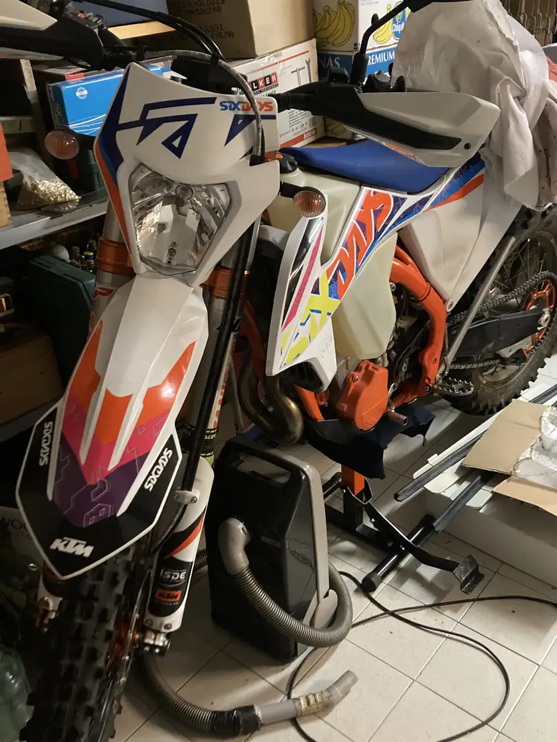 KTM 500 EXC Six Days model year 2022 - 1