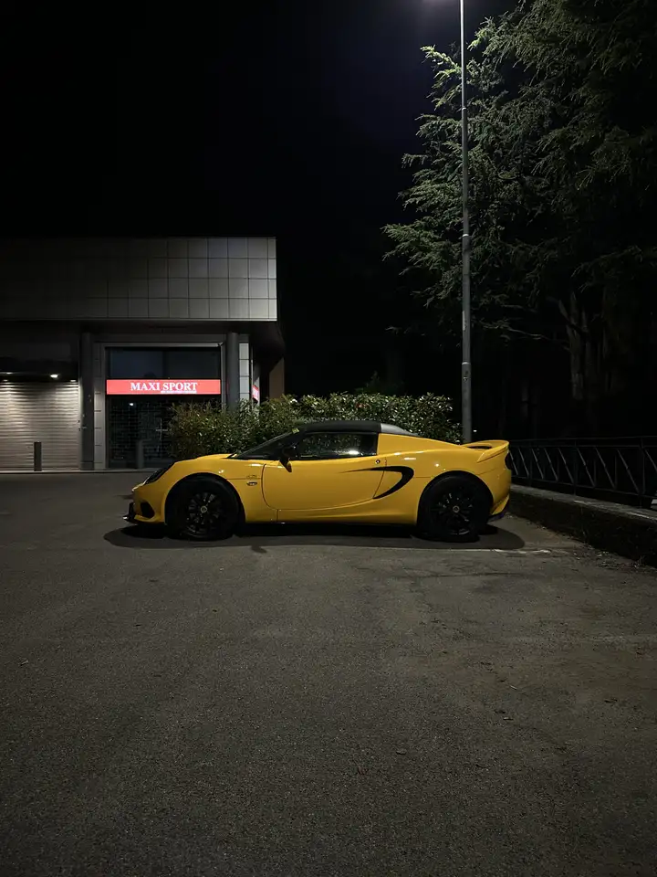 Lotus Elise 2021