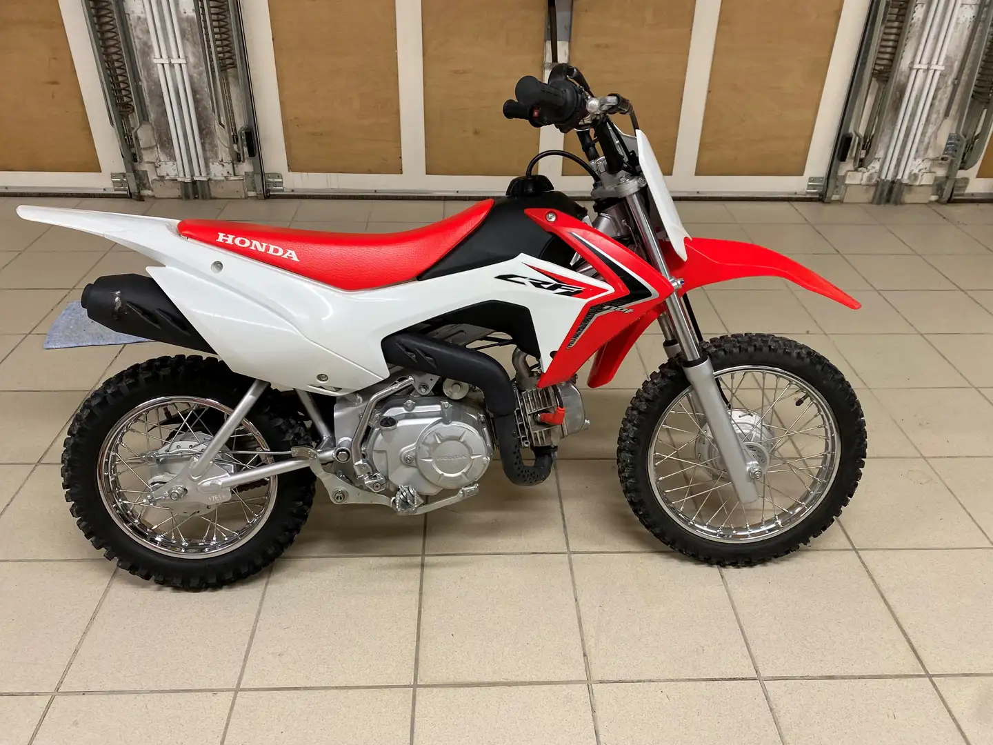 Honda CRF 110 Red - 1