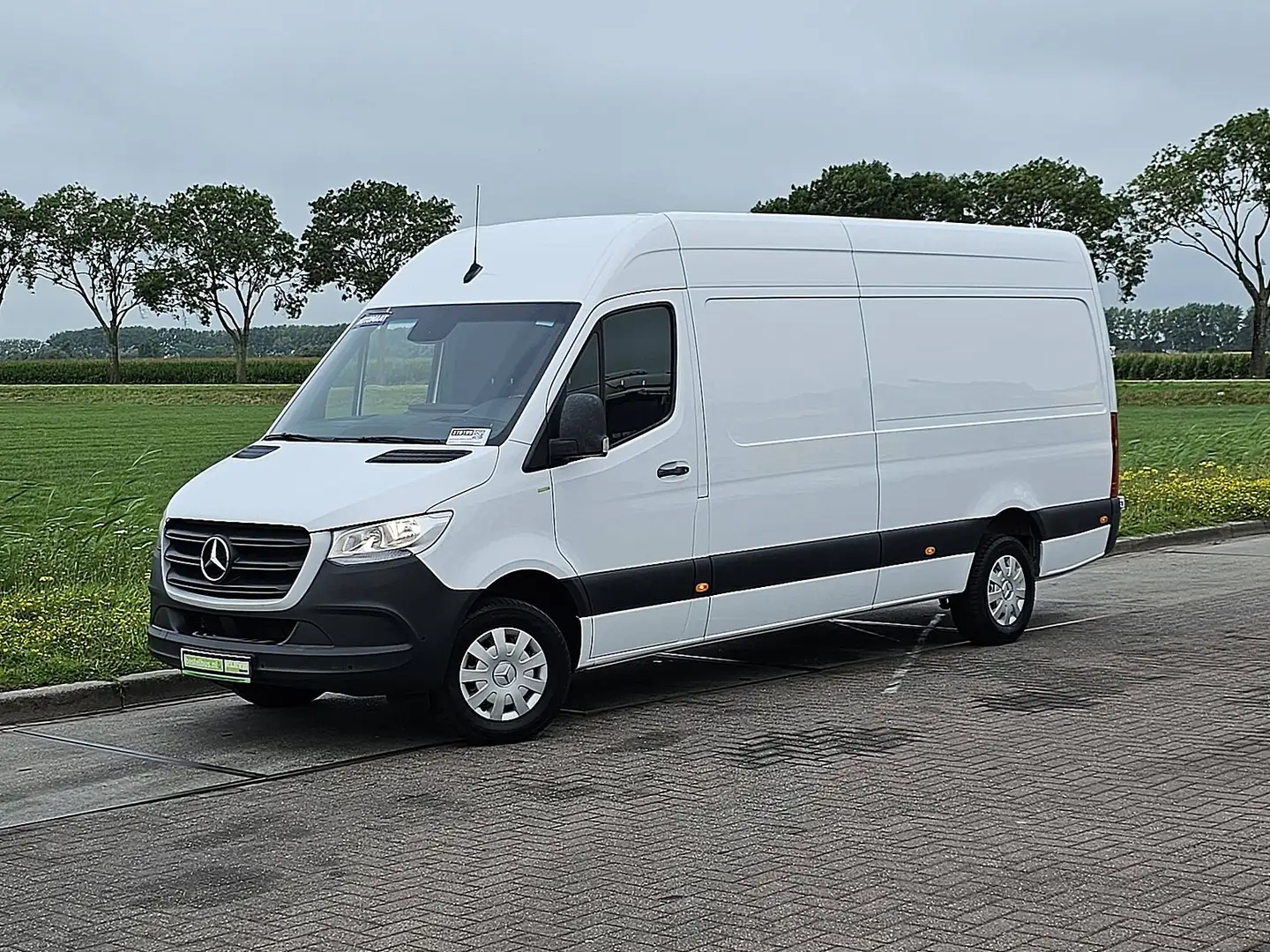 Mercedes-Benz Sprinter 317 L3H2 Maxi Navi Euro6 Wit - 2