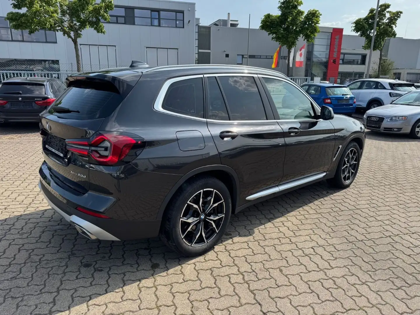 BMW X3 xDrive 20 d-PANORAMA-KAMERA-LASER-19 ZOLL Grey - 2