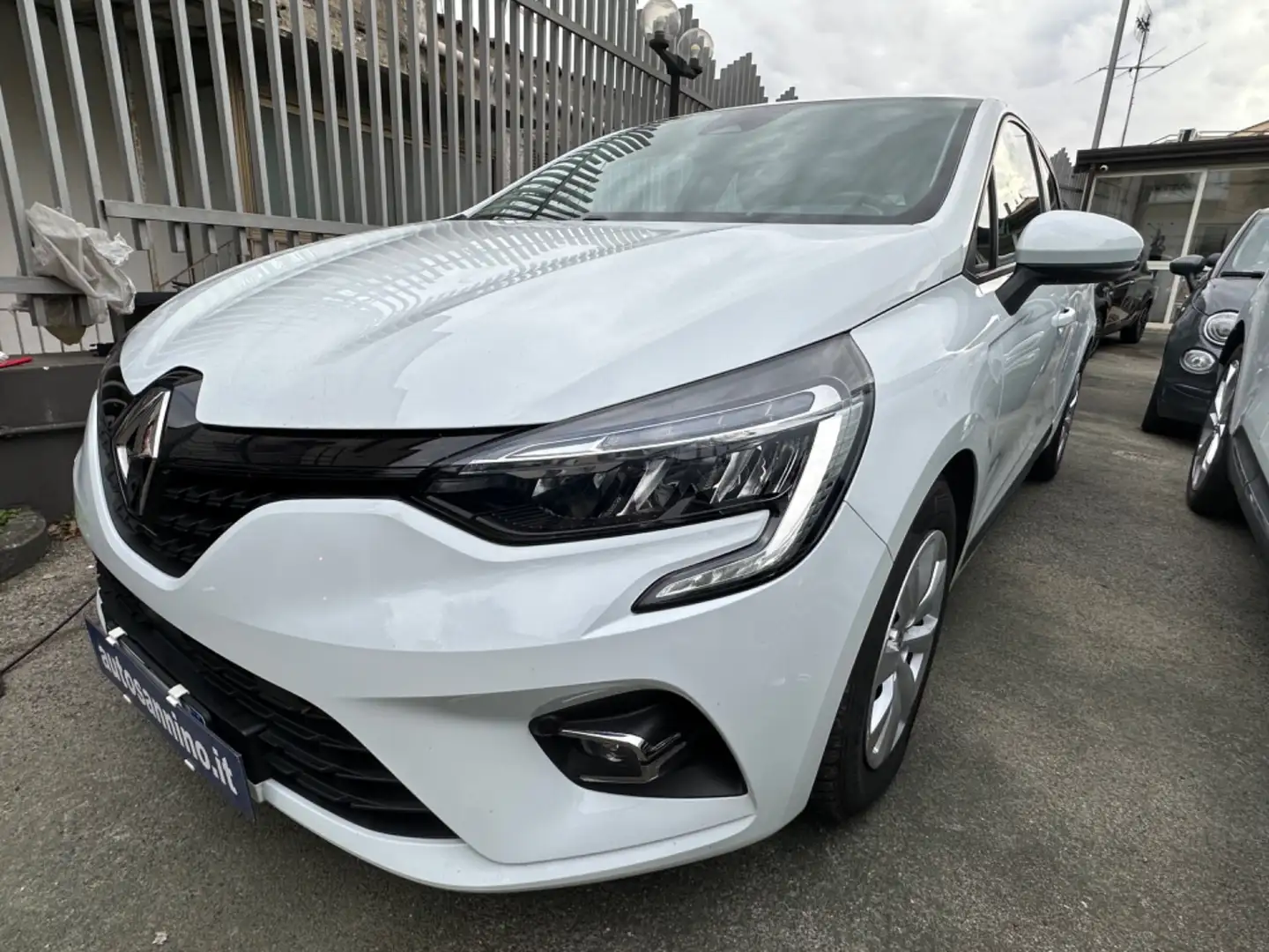 Renault Clio Clio Blue dCi 85 CV 5 porte Intens Bianco - 2