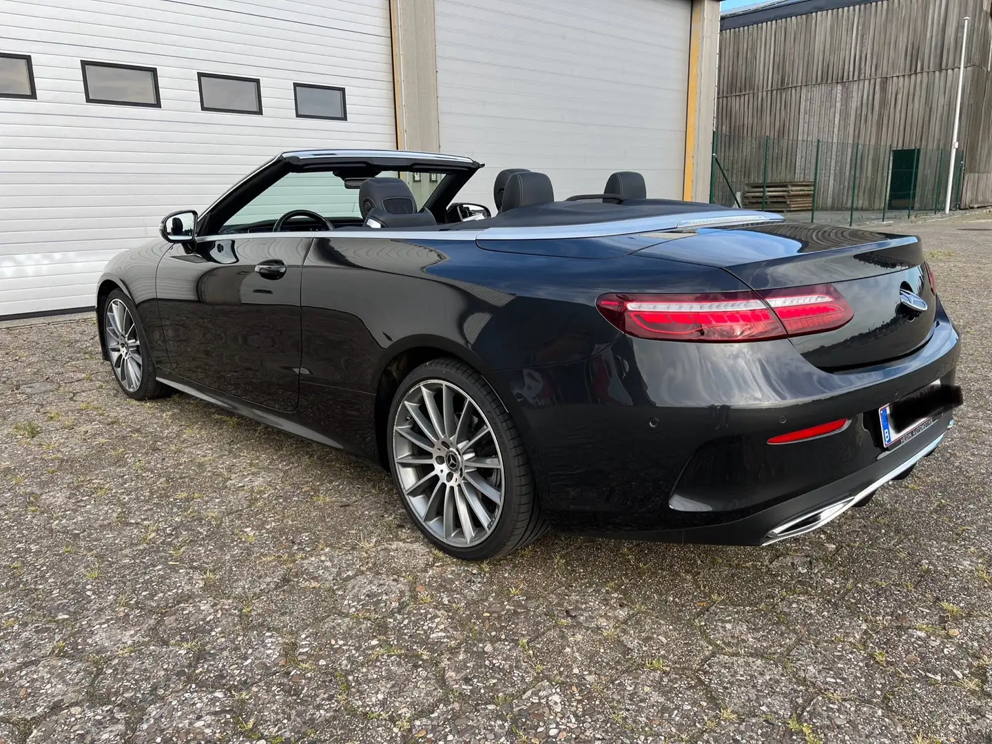 Mercedes-Benz E 220 d 4Matic Cabrio 9G-TRONIC AMG Line - 1