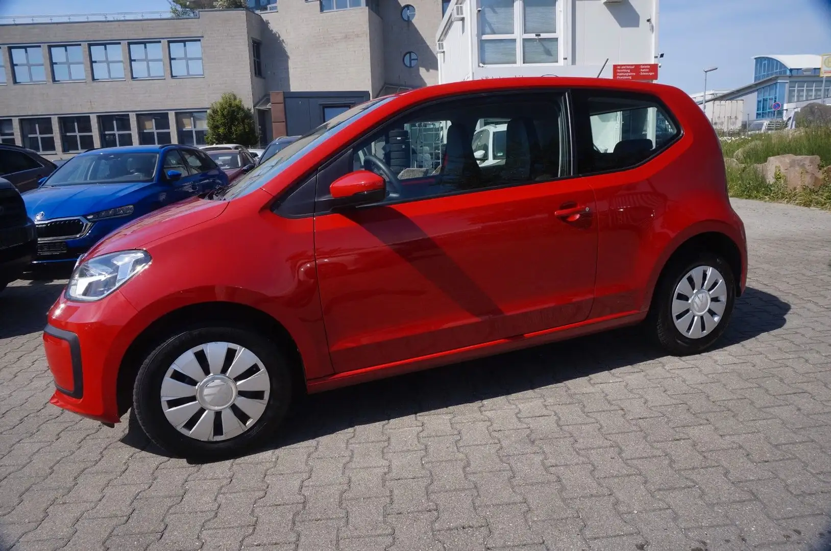 Volkswagen up! NAVI*TEMP*KAMERA*PDC*DAB*1.HAND*TÜV NEU !!! Rot - 1