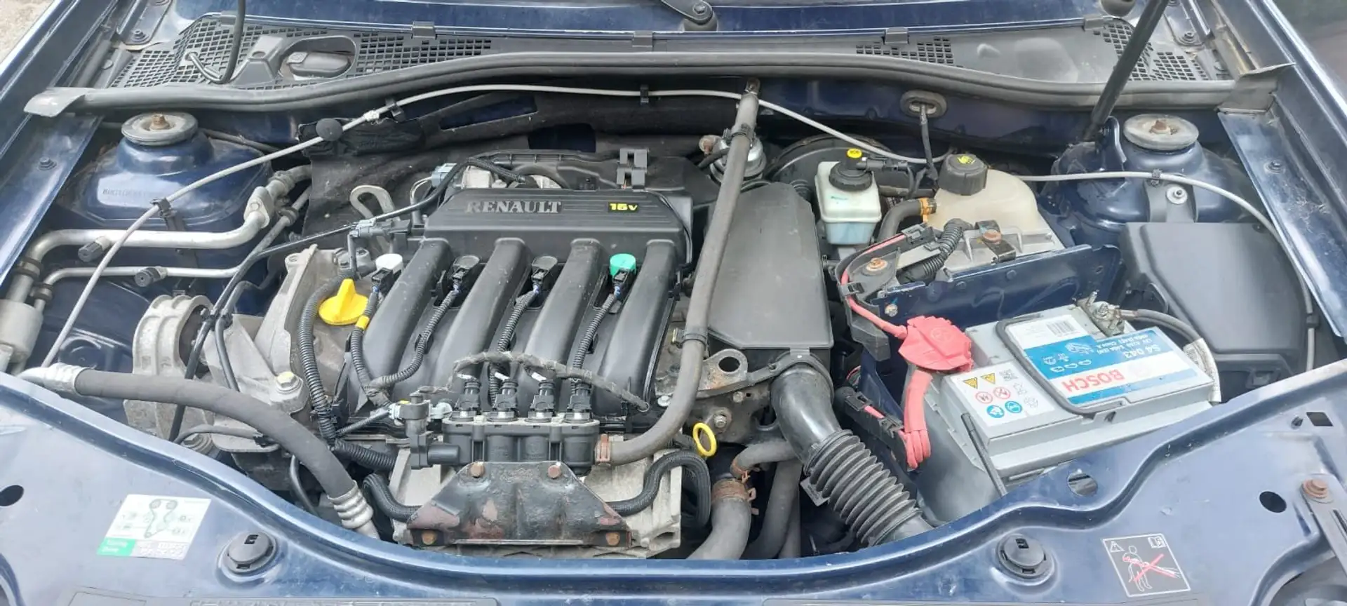 Dacia Duster Blau - 2