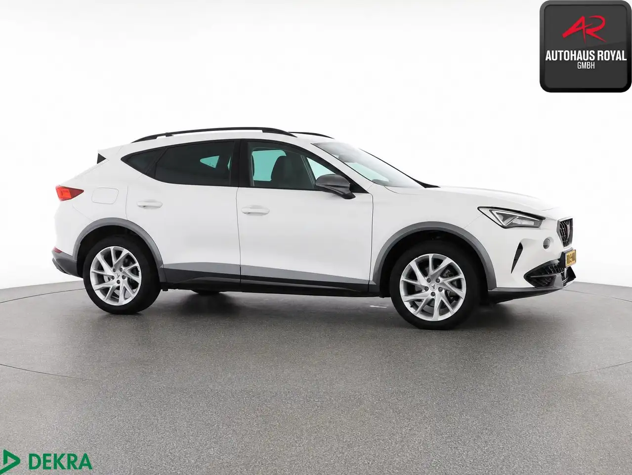 Cupra Formentor 1.4 eHybrid KESSY,AMBIENTE,CARPLAY,ACC, миниатюра 6