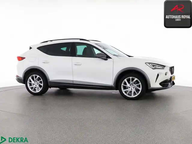 Cupra Formentor view 6