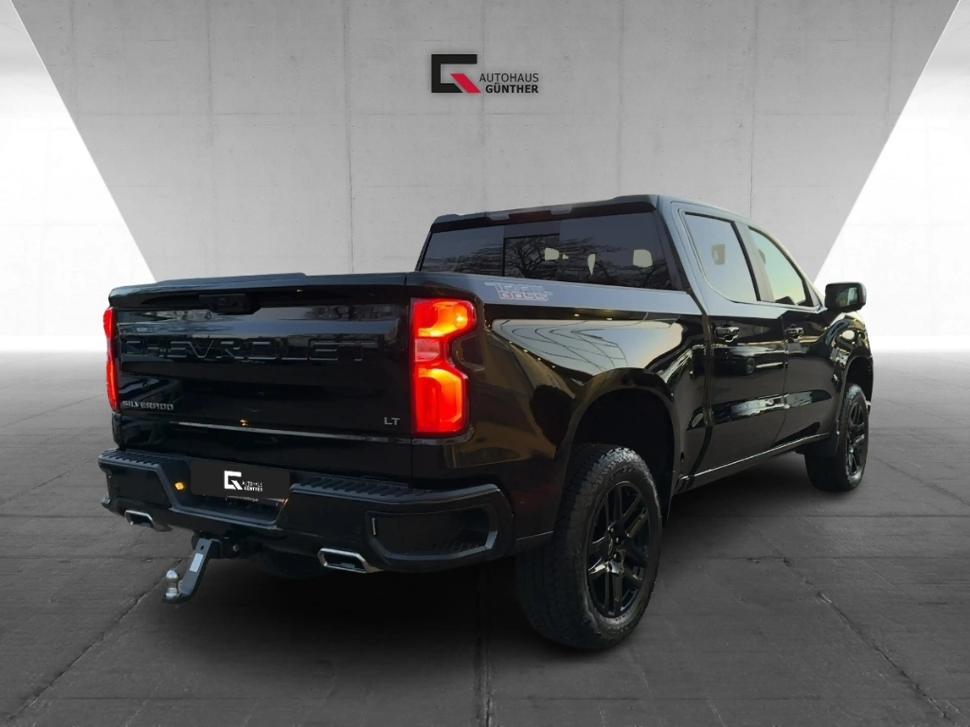 Chevrolet Silverado Trail Boss 6.2 V8 LPG/ Garantie/AHK/Cover — photo 4