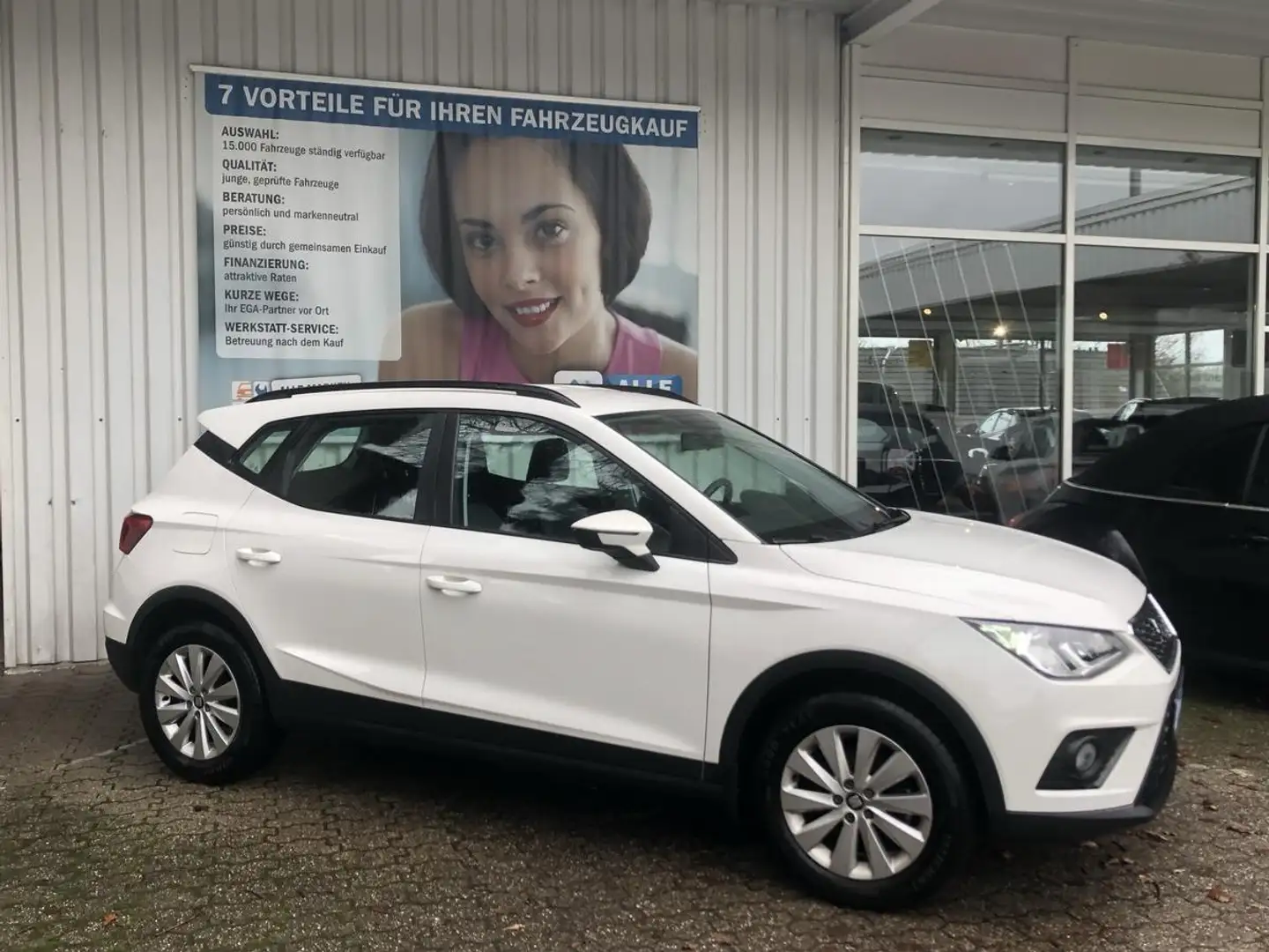 SEAT Arona 1.0 TSI DSG ALU*KLIMA*SHZ*PDC*TEMPOMAT*FULL LINK* Blanc - 2