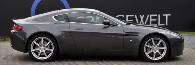 Aston Martin Vantage view 2