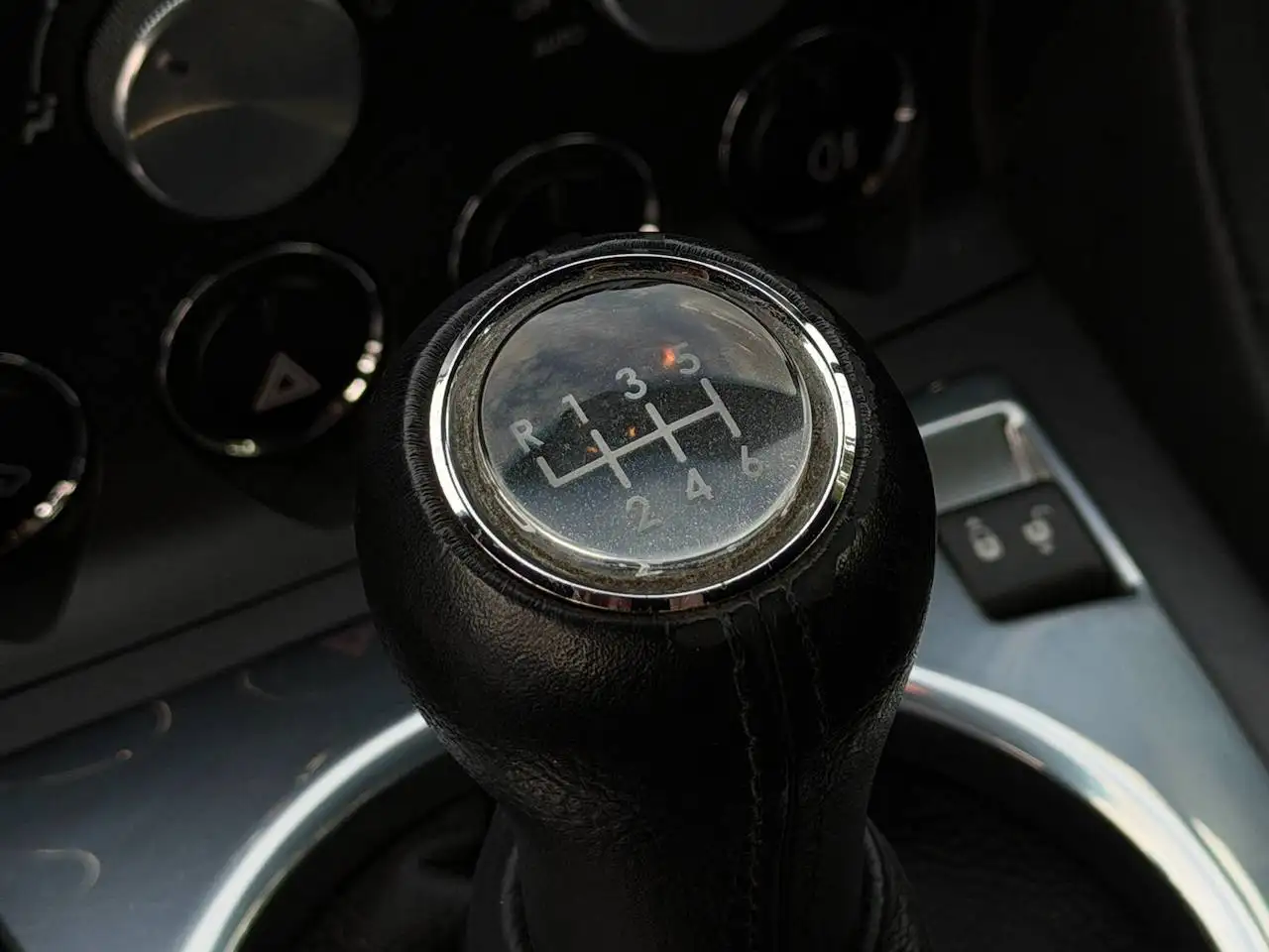 Aston Martin V8 Vantage 4.3i COMPLETE HISTORY — 10/12