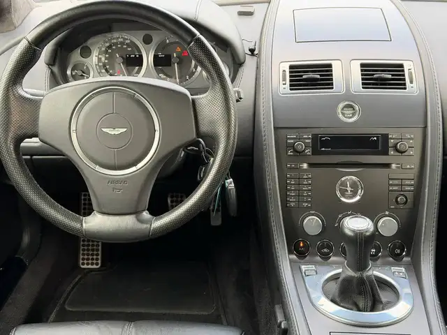 Aston Martin Vantage view 9