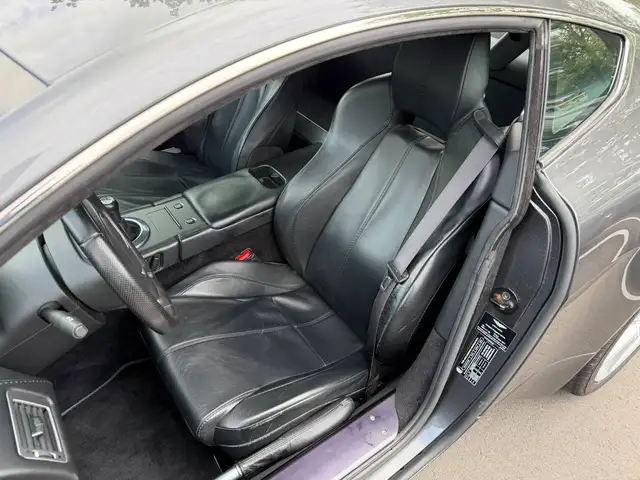 Aston Martin Vantage view 7