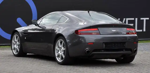Aston Martin Vantage view 3
