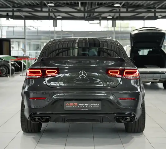 Mercedes-Benz GLC Class view 11