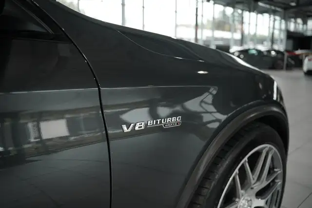 Mercedes-Benz GLC Class view 8