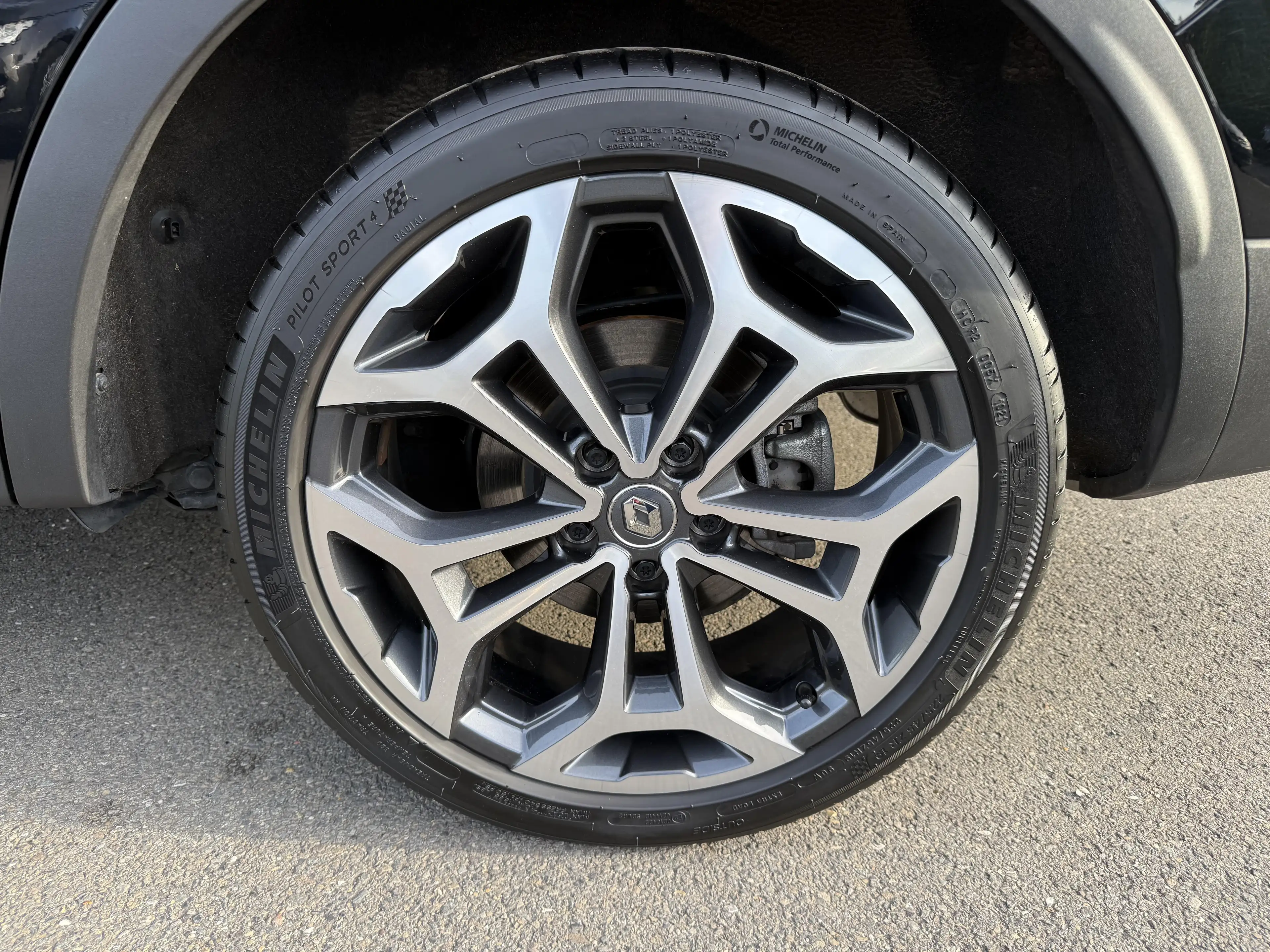 Renault Kadjar black edition — photo 9