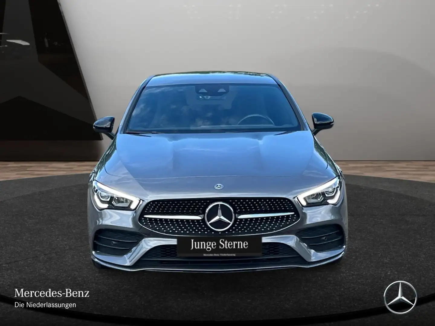 Mercedes-Benz CLA 180 AMG+NIGHT+LED+KAMERA Grau - 2