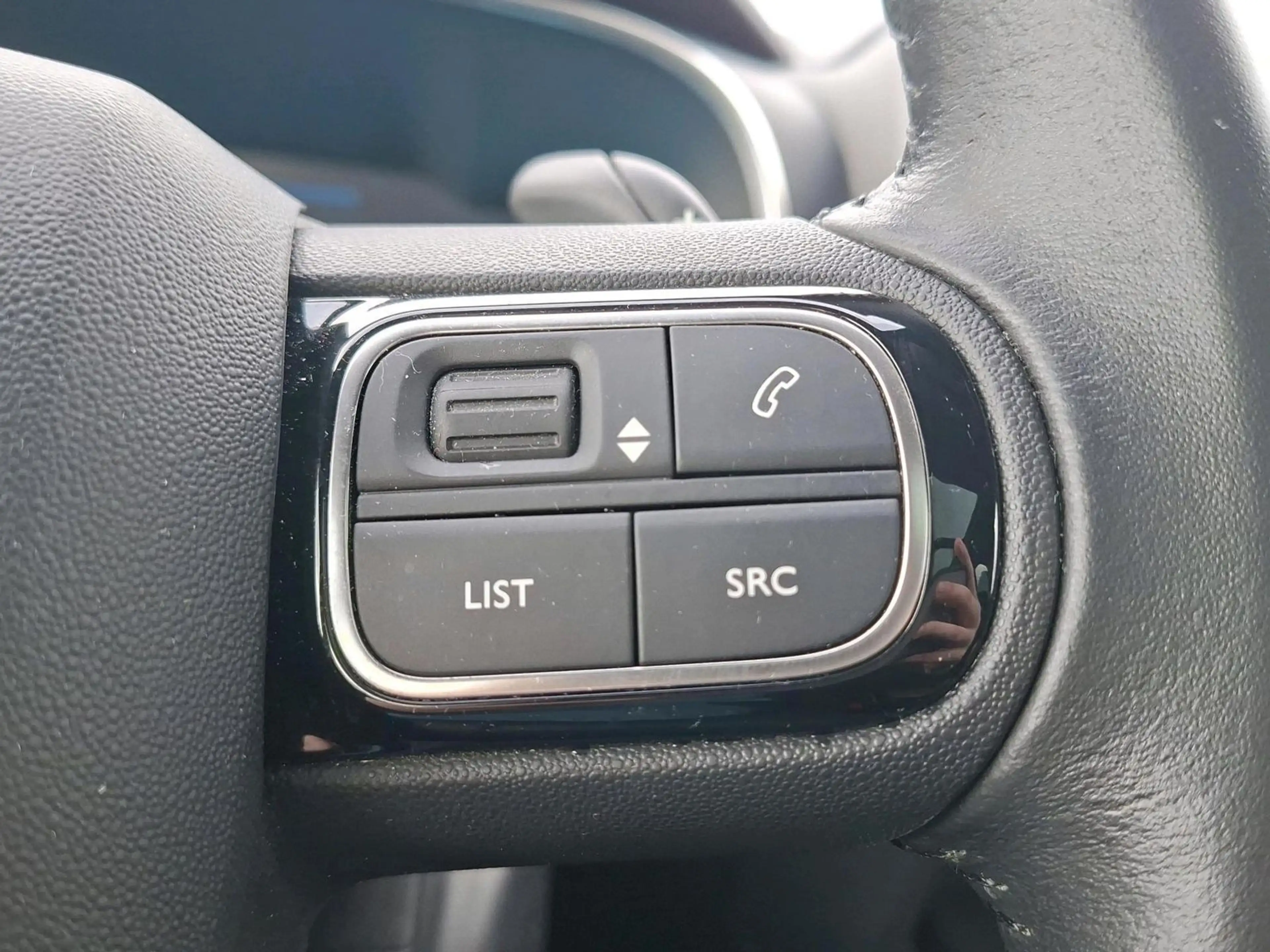 Citroen C5 Shine Pack Plug-In Hybrid 225 EAT8 — photo 13