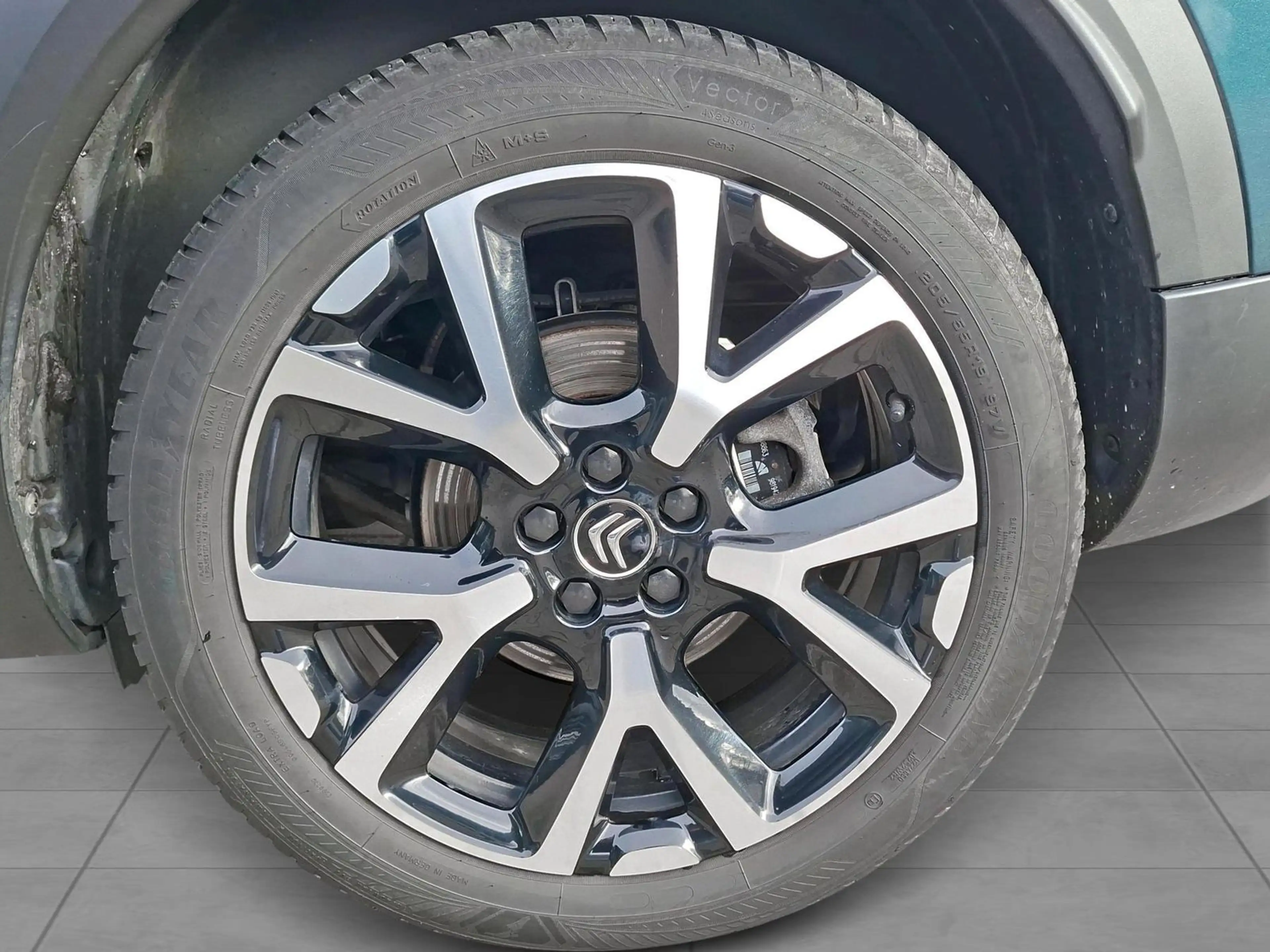 Citroen C5 Shine Pack Plug-In Hybrid 225 EAT8 — photo 6