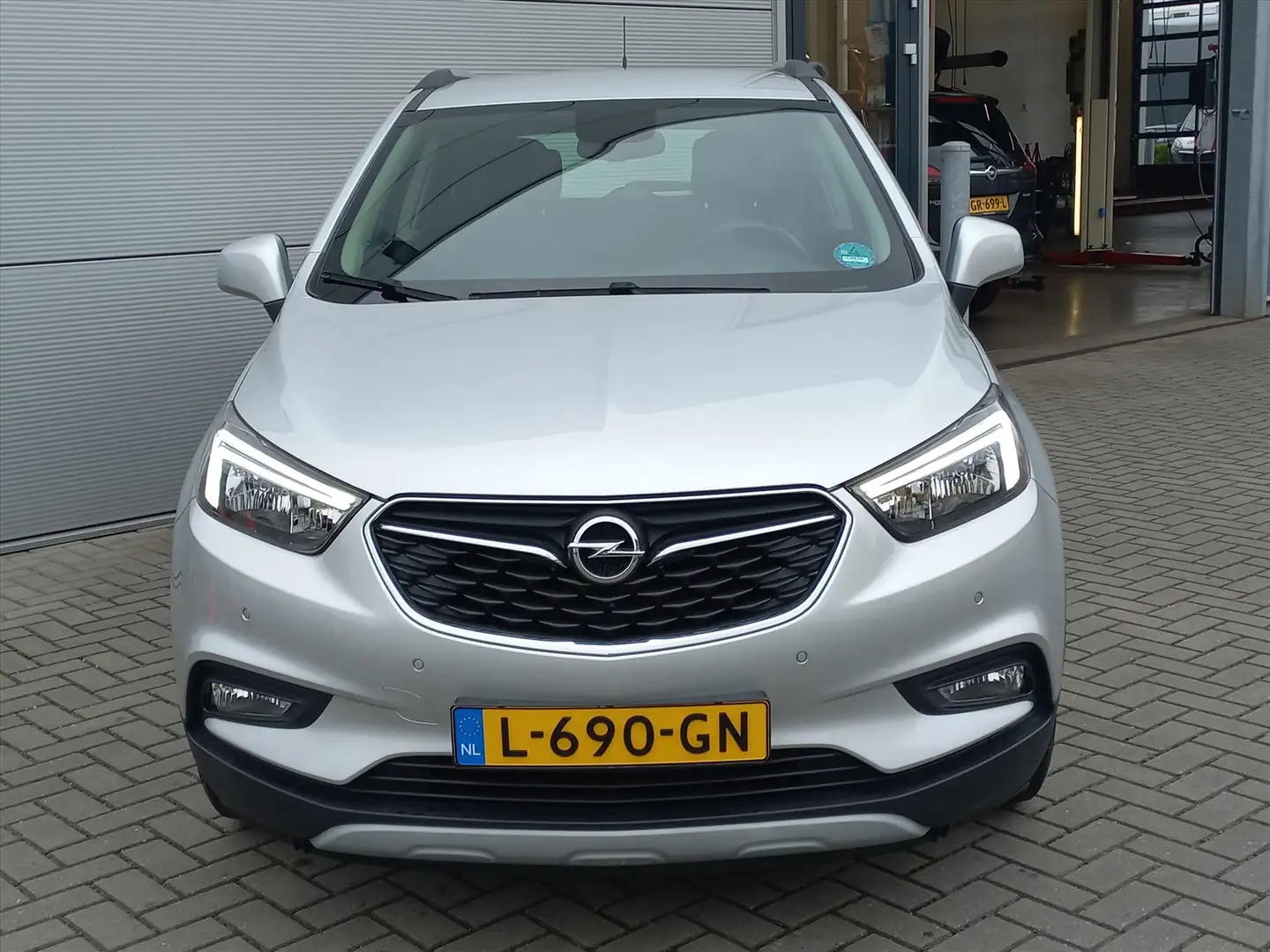 Opel Mokka X 1.6 116pk Selection | Airconditioning | Navigatie Grijs - 2