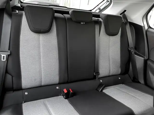 Opel Corsa view 5