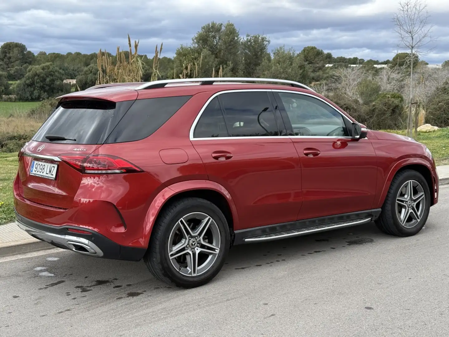 Mercedes-Benz GLE 300 300d 4Matic Aut. Roşu - 2