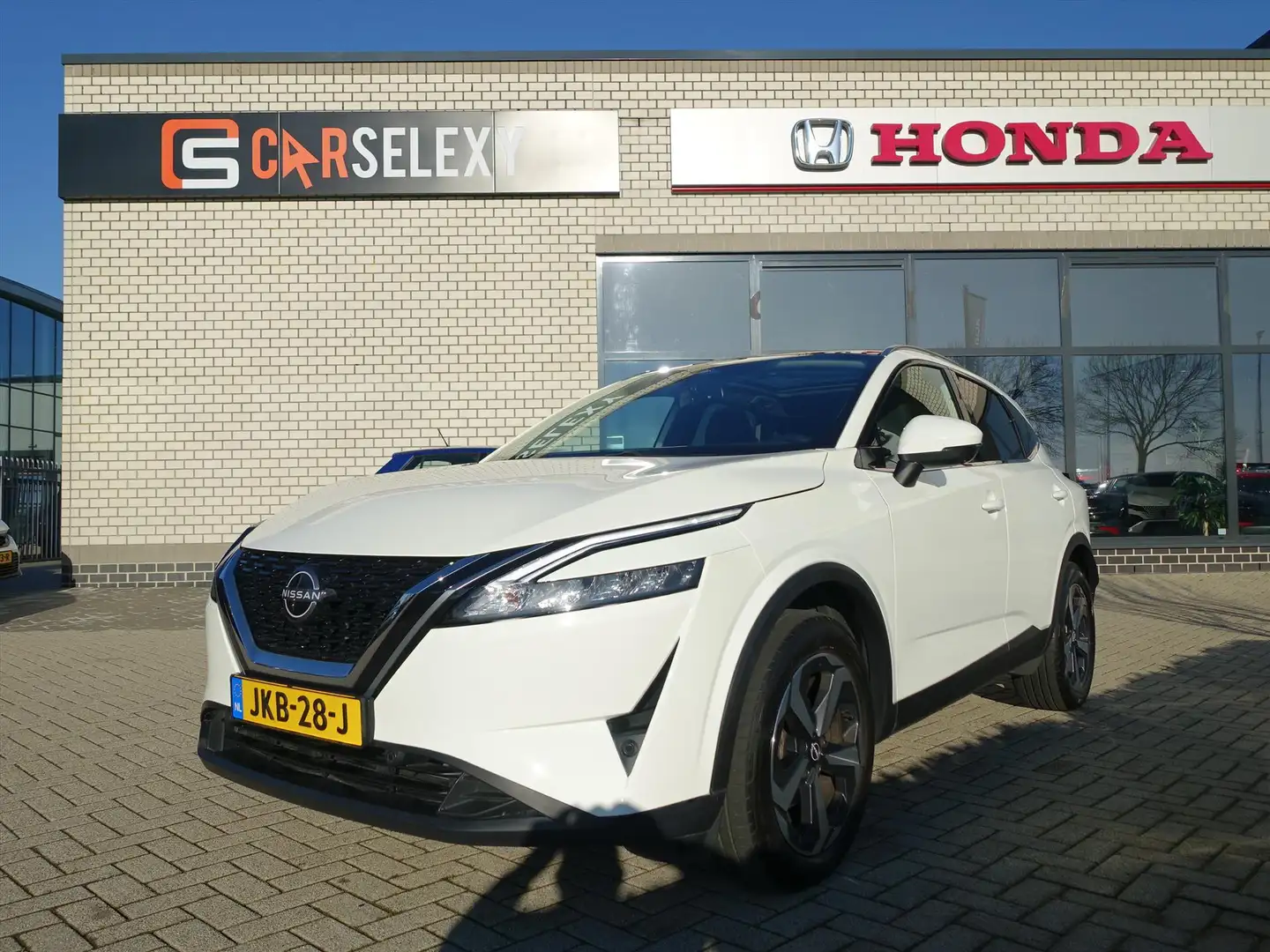 Nissan Qashqai 1.3 Mild-Hybrid 158pk Xtronic Business Premium Blanc - 1