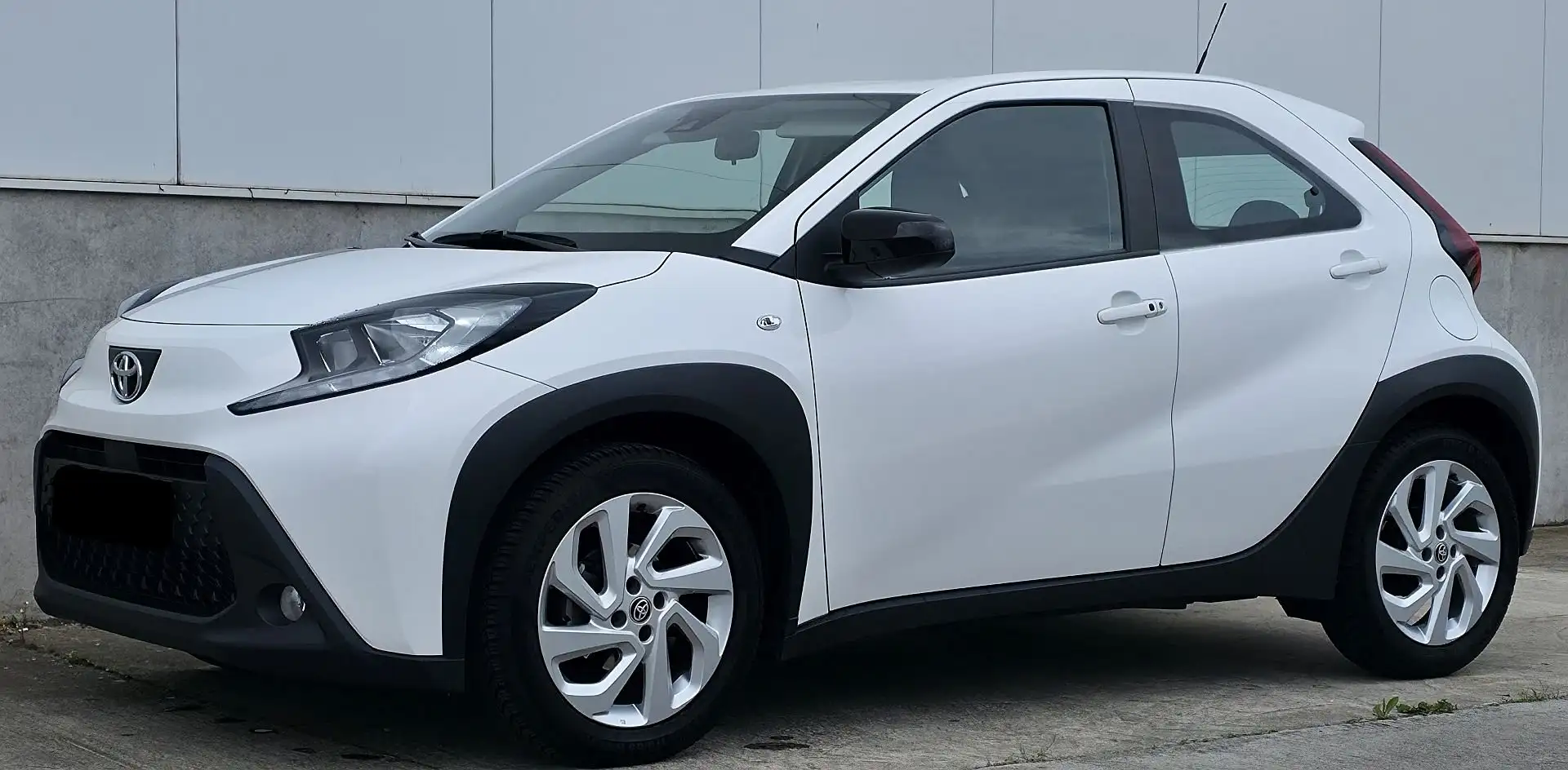 Toyota Aygo X Aygo X Automatik Garantie Keyless Alu Sitzheizung Weiß - 1