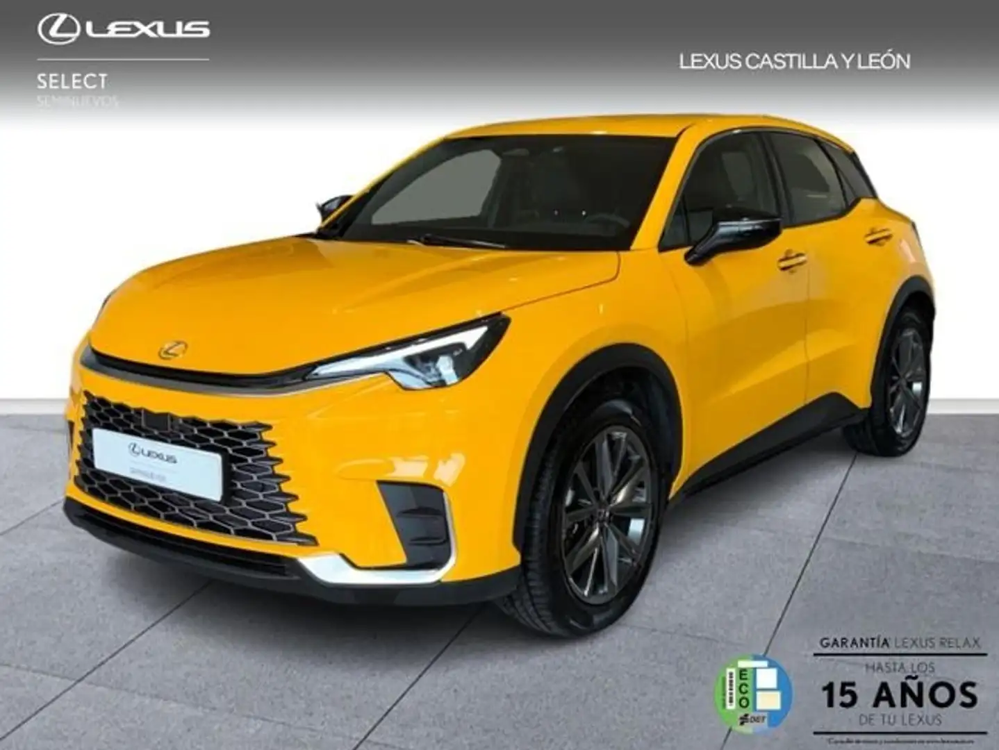 Lexus LBX Elegant+ Black Amarillo - 1