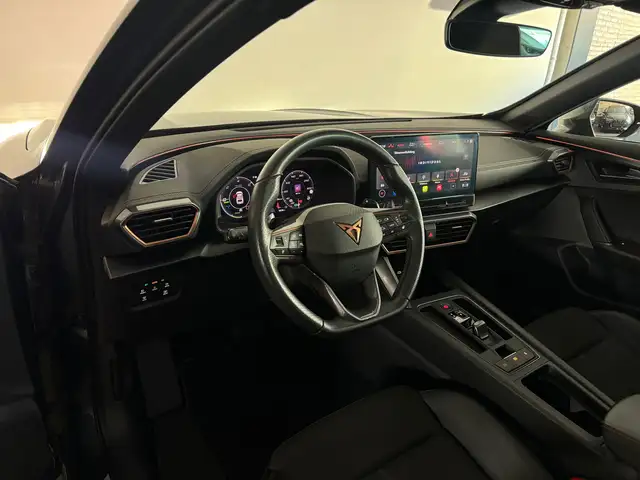 Cupra Formentor view 5