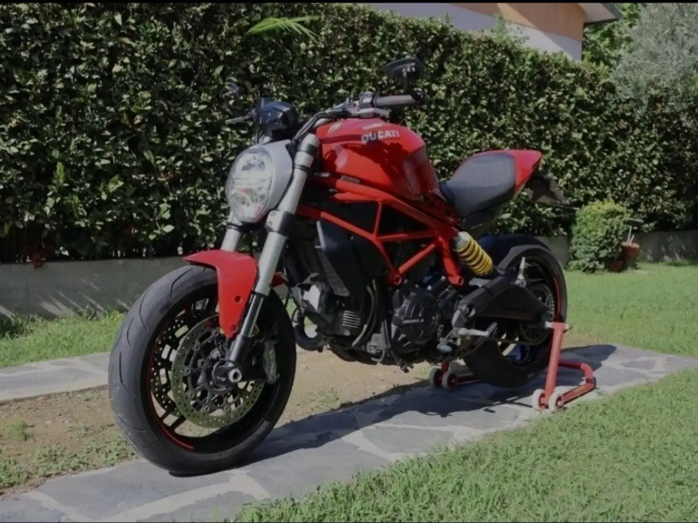 Ducati Monster 797 Piros - 2