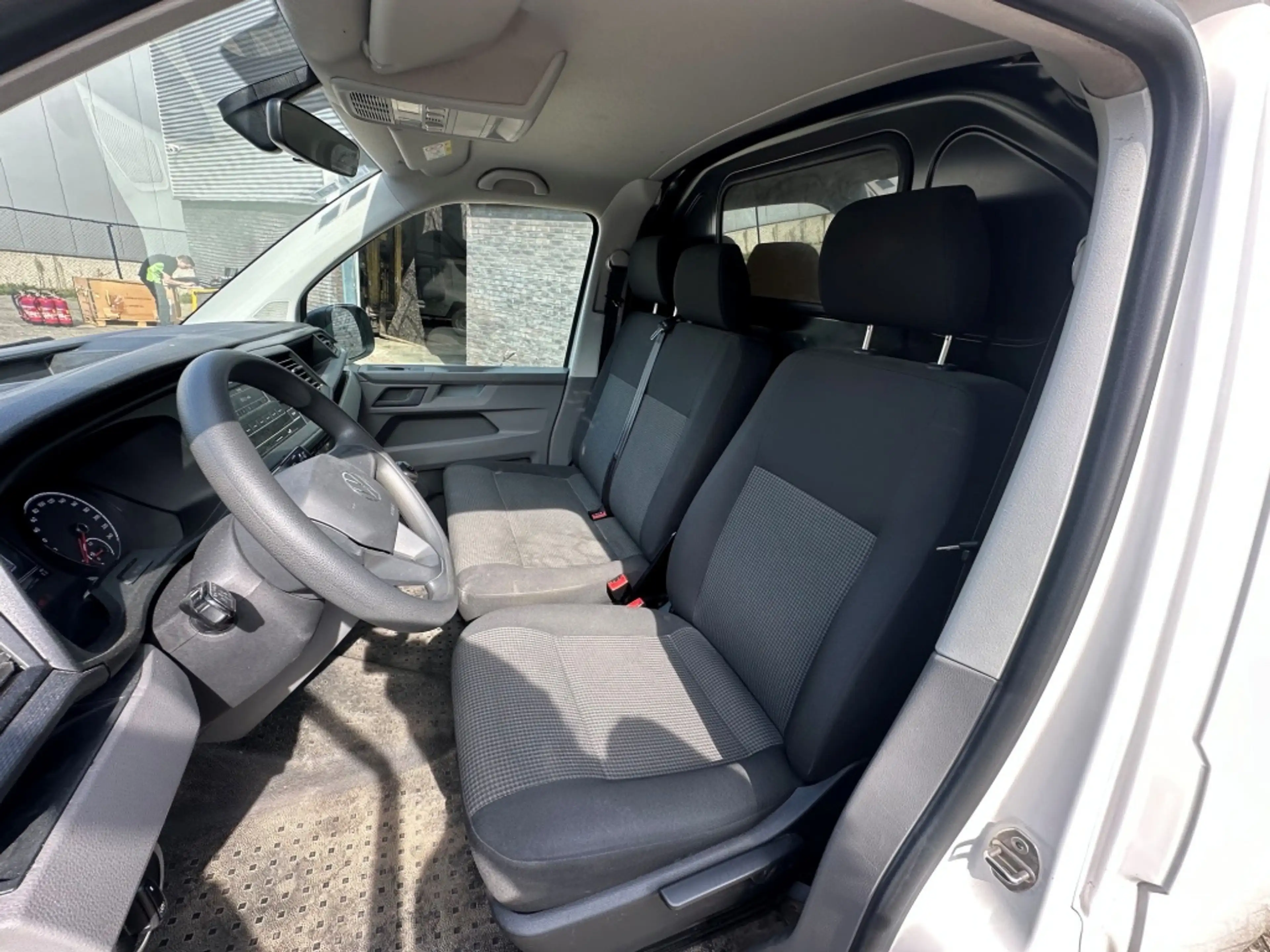 Volkswagen Transporter 2.0 TDI L2H1 150pk, 6-bak, Bijrijdersbank — photo 6