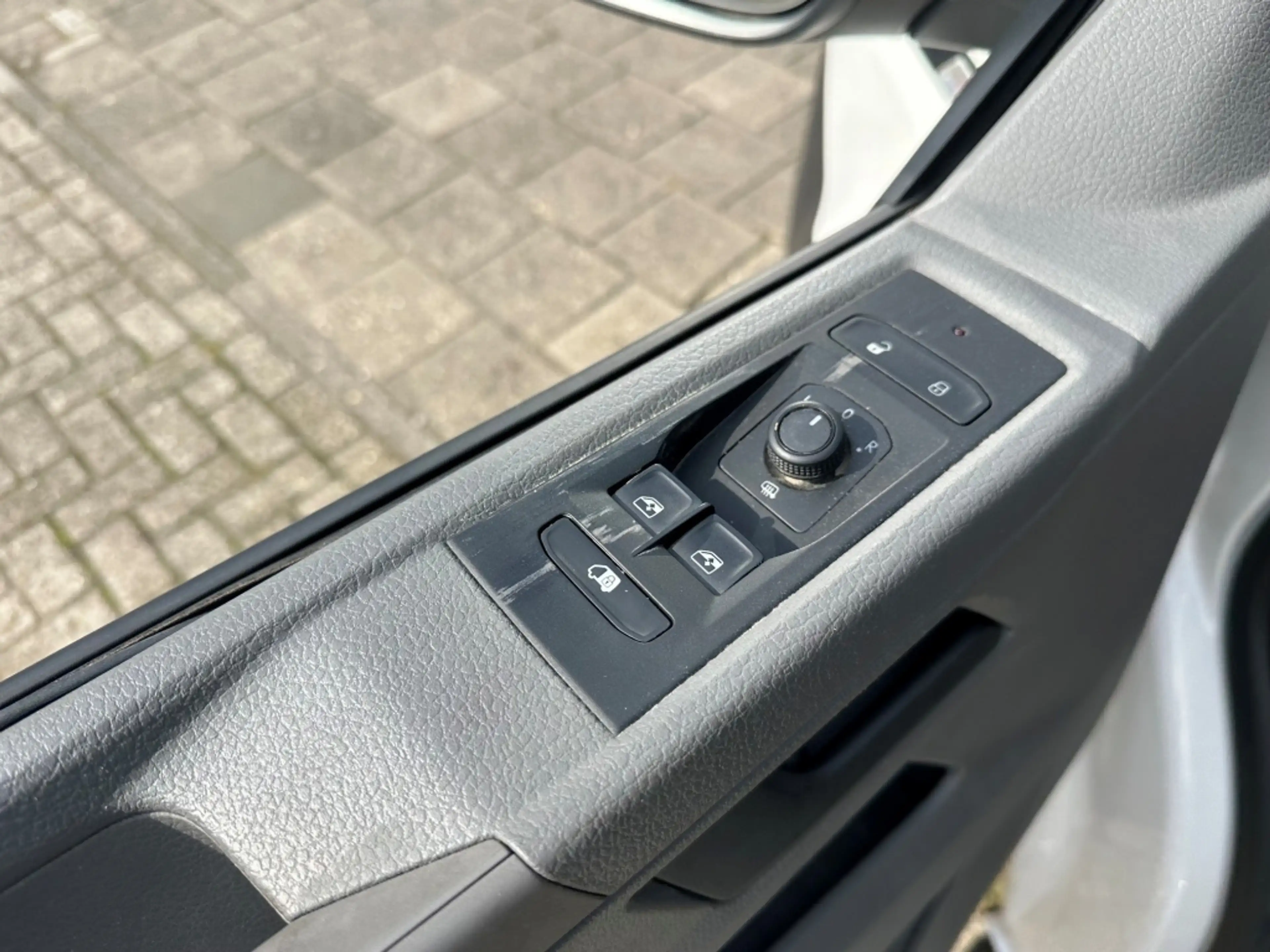 Volkswagen Transporter 2.0 TDI L2H1 150pk, 6-bak, Bijrijdersbank — photo 11